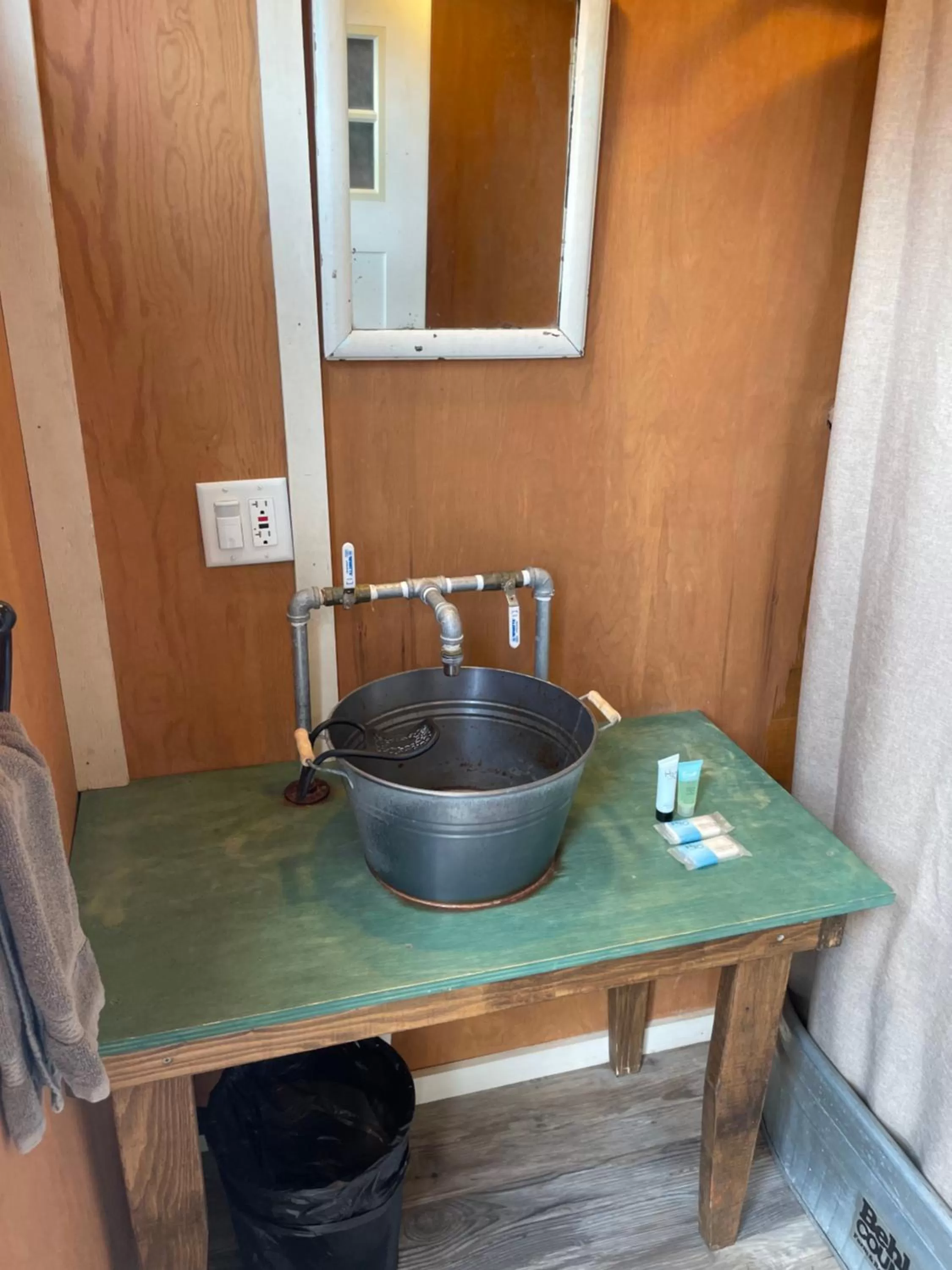 Bathroom in Blue Mountain Domes - The WOW Experience