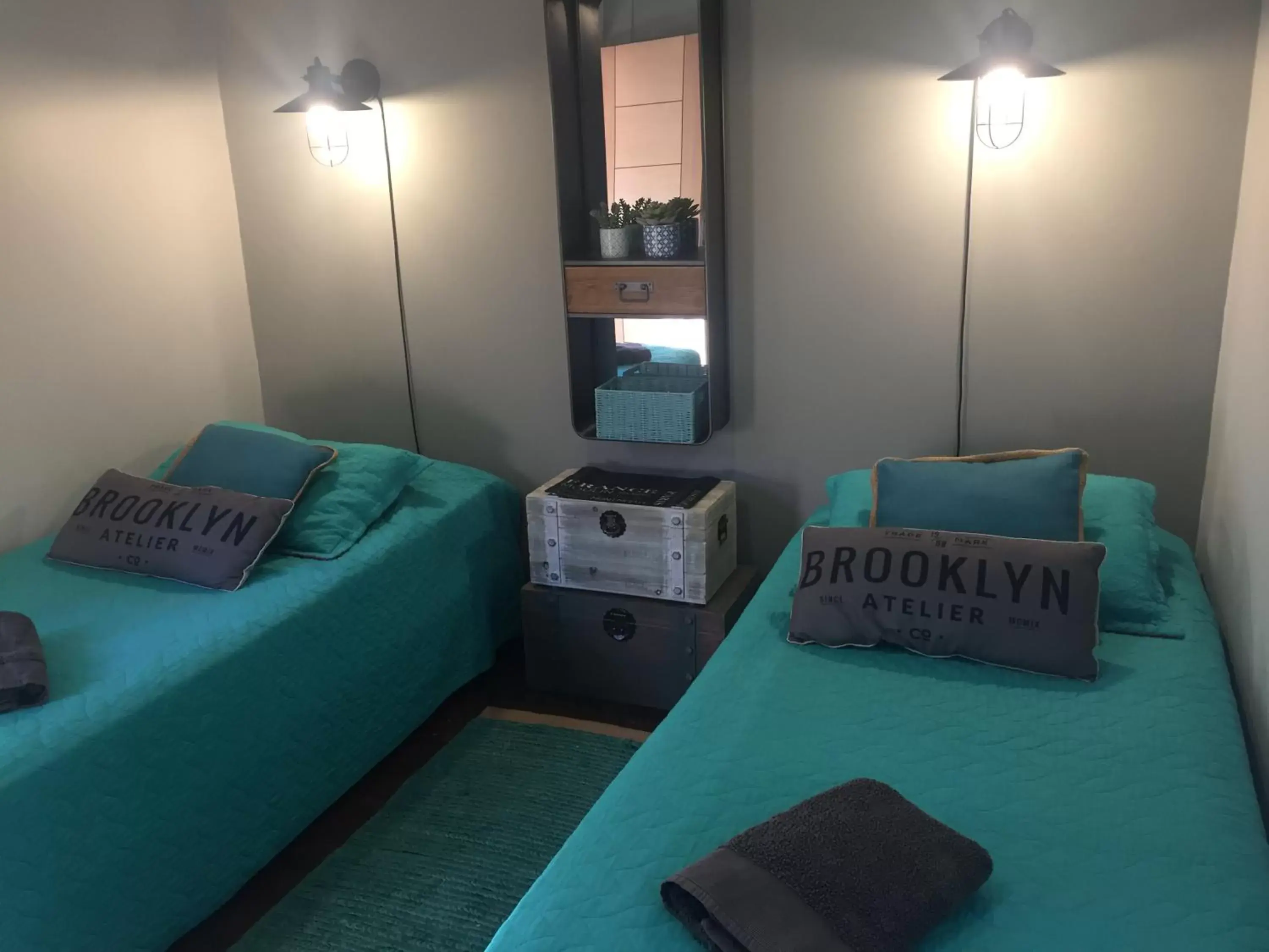 Twin Room with two single beds in Rent apart Las Condes Twin Room with two single beds in Rent apart Las Condes