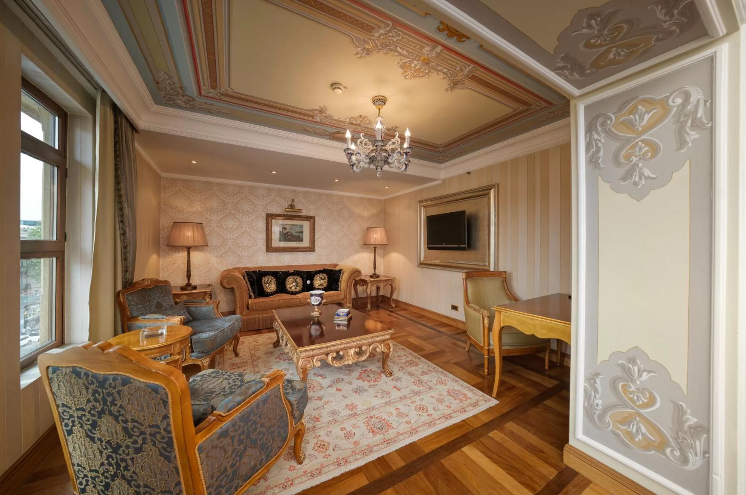 Photo of the whole room in Crowne Plaza Istanbul - Old City by IHG