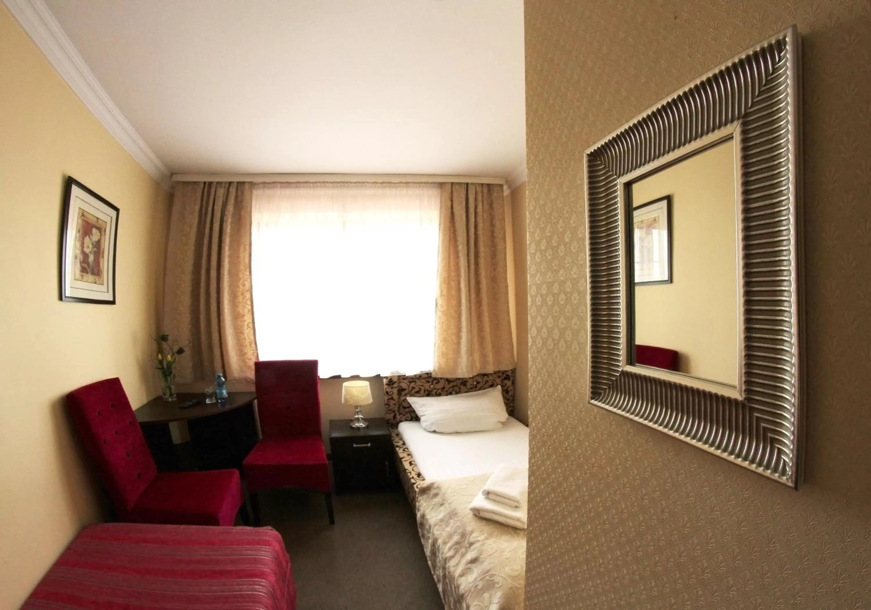 Photo of the whole room, Bed in Motel Łużycki & Restauracja