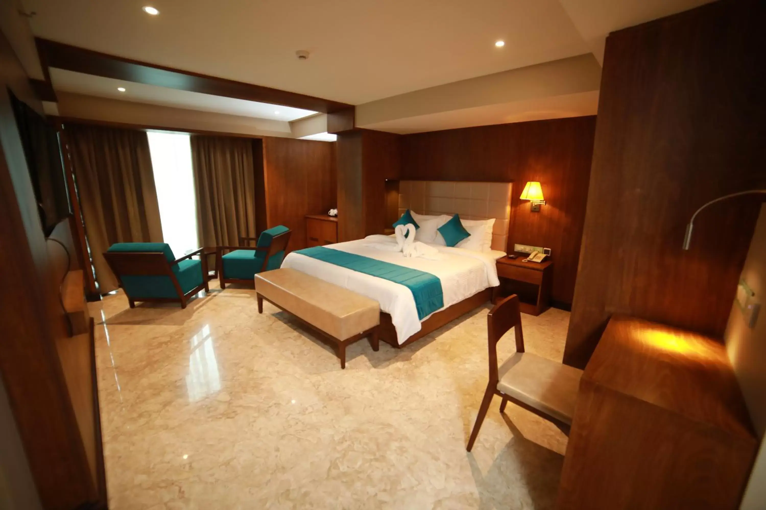 Suite in YASH INTERNATIONAL Suite in YASH INTERNATIONAL