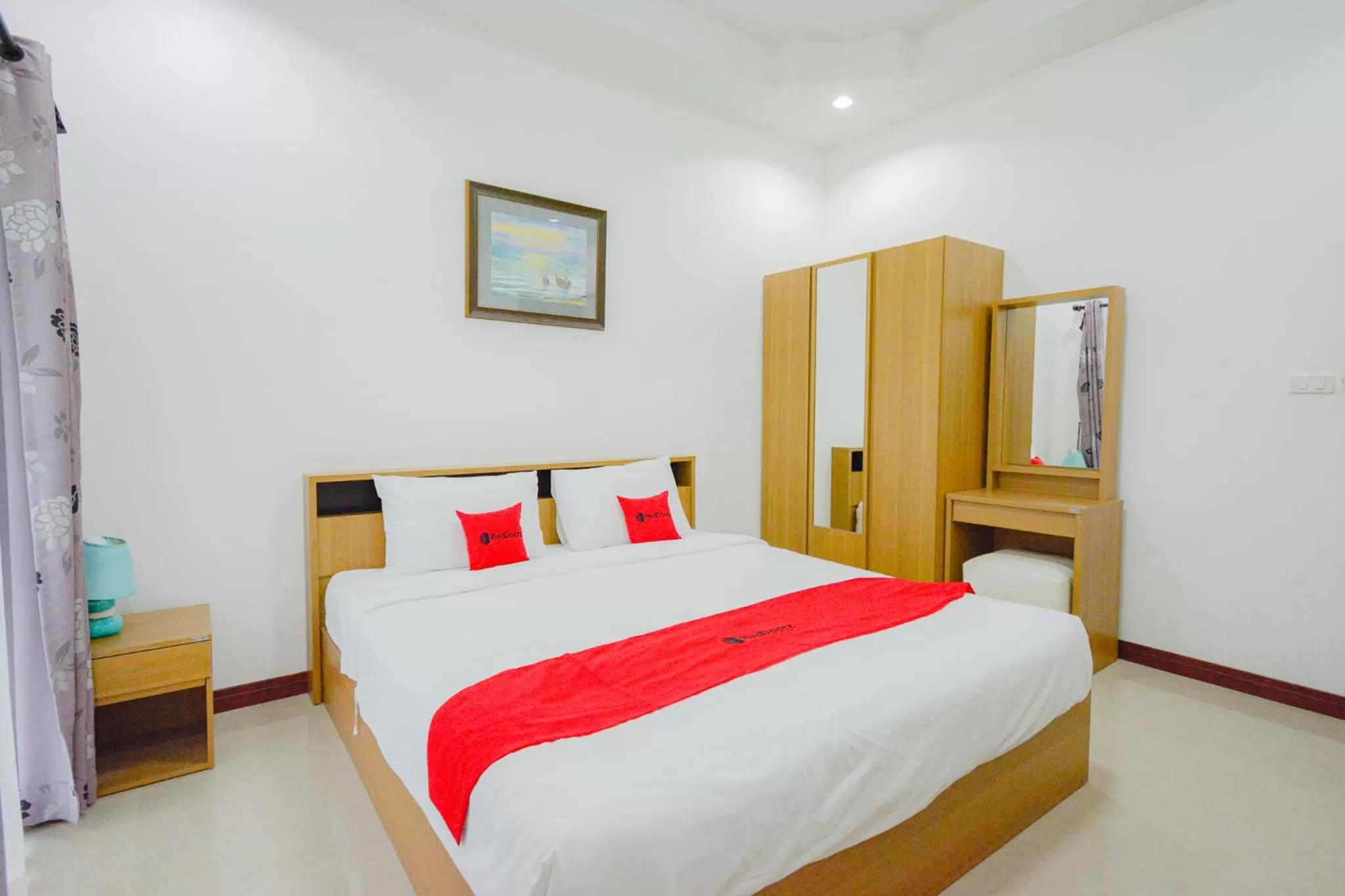 Two-Bedroom Townhouse in Baan Noppadol Hua Hin Resort