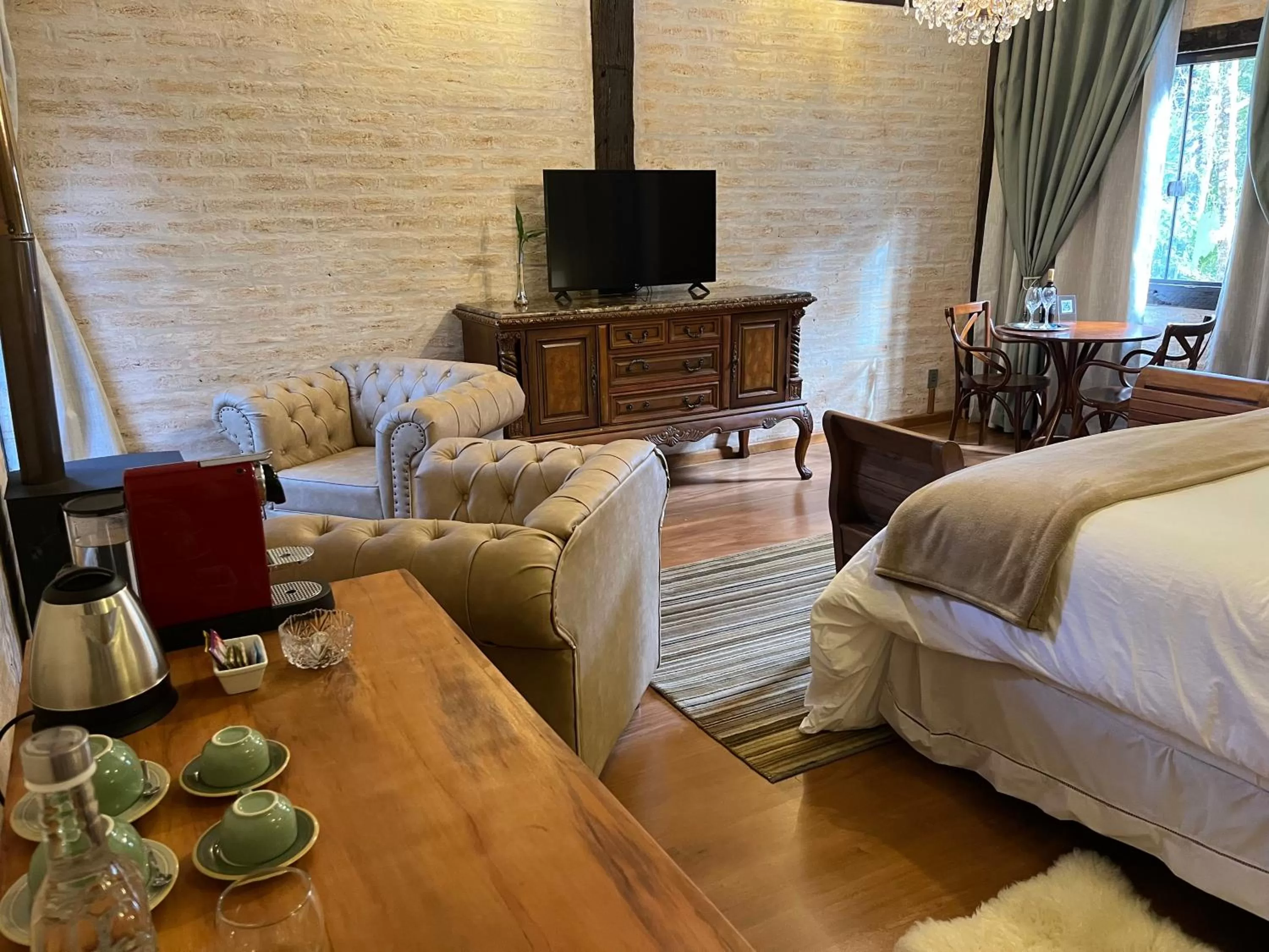 Photo of the whole room in Pousada Dona Bendita