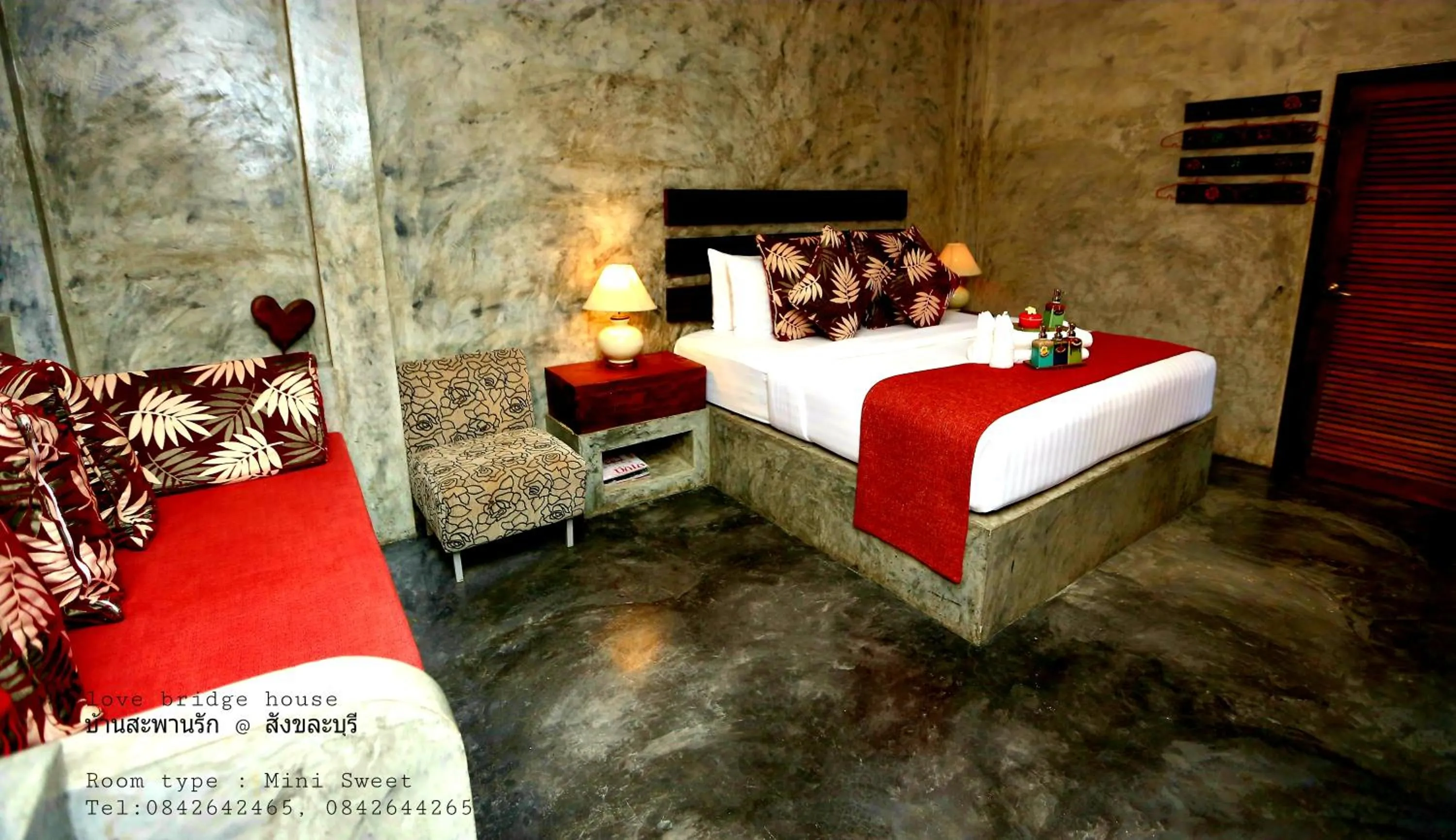 Bed in Love Bridge House บ้านสะพานรัก