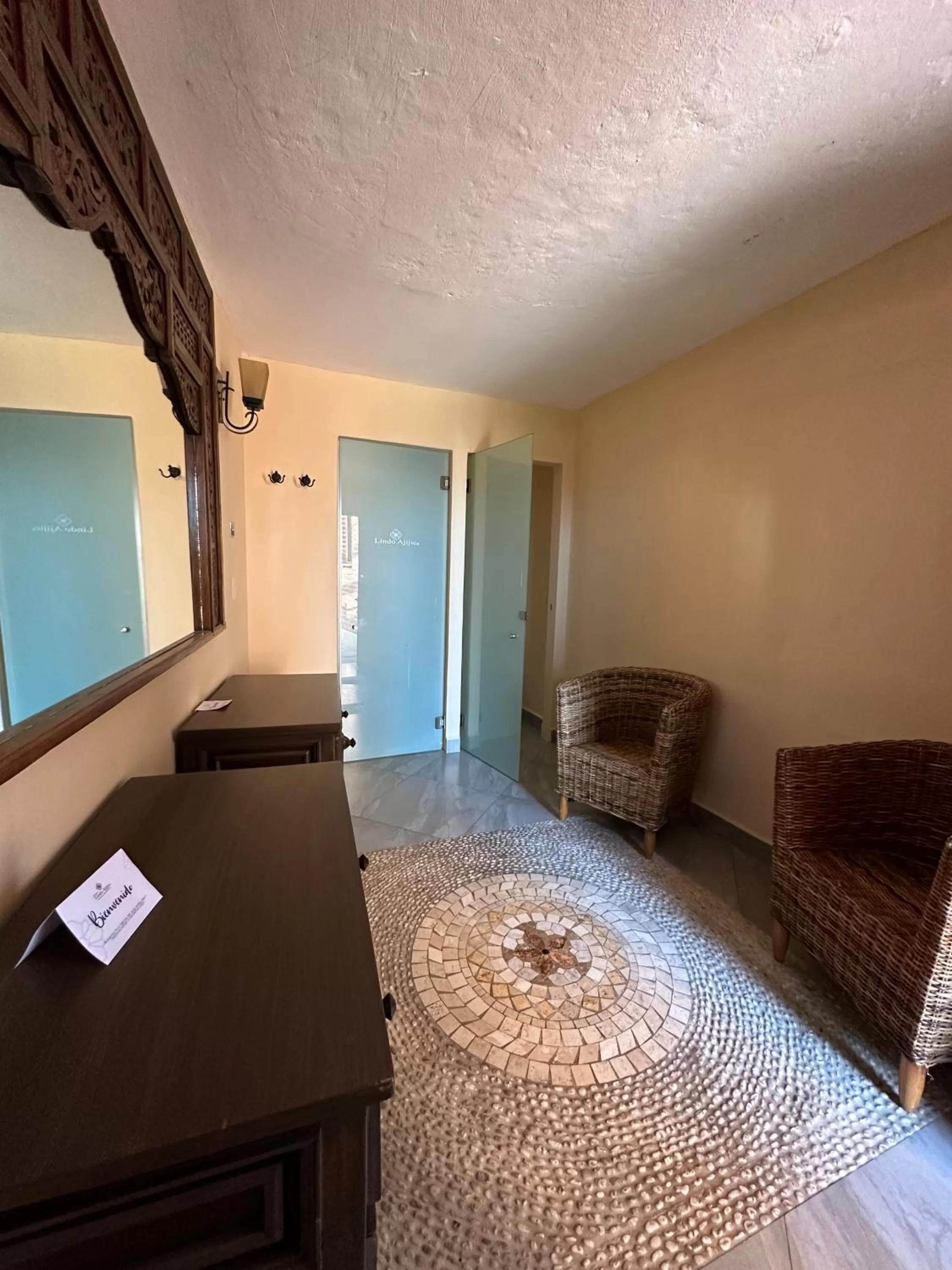 Hotel Lindo Ajijic Bed & Breakfast