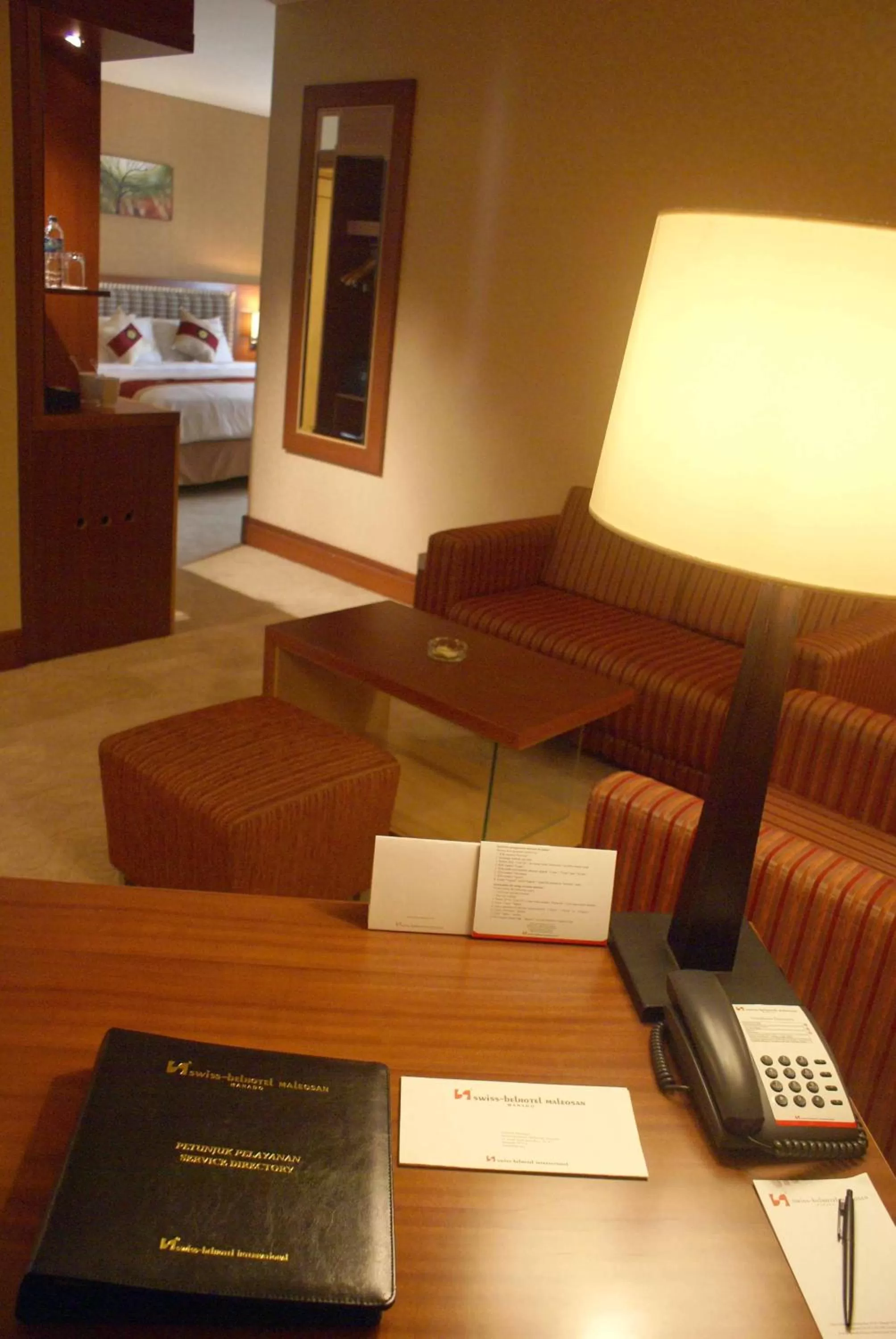 Seating area in Swiss-Belhotel Maleosan Manado