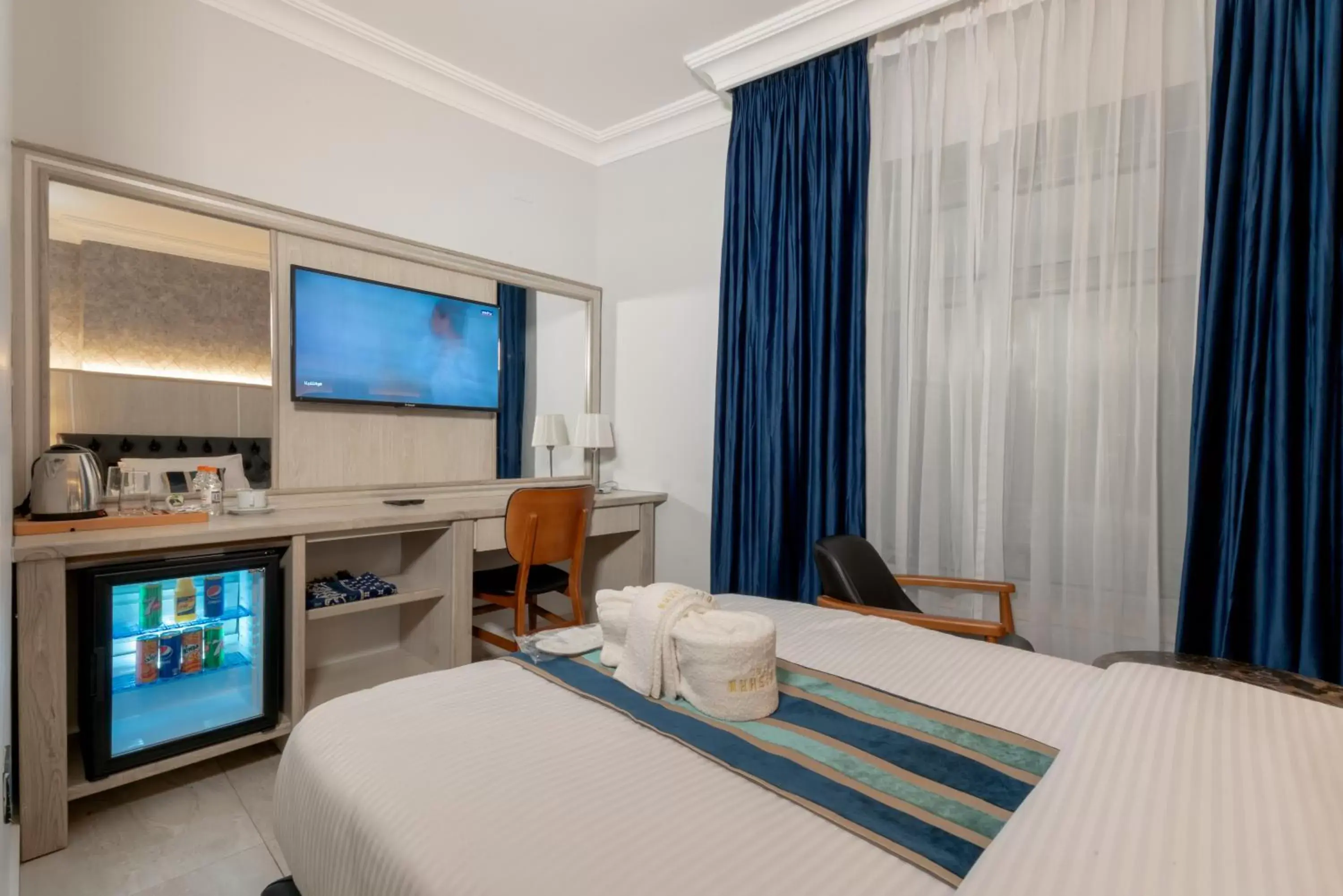 Deluxe Single Room - single occupancy in Nishan Hotel Deluxe Single Room - single occupancy in Nishan Hotel