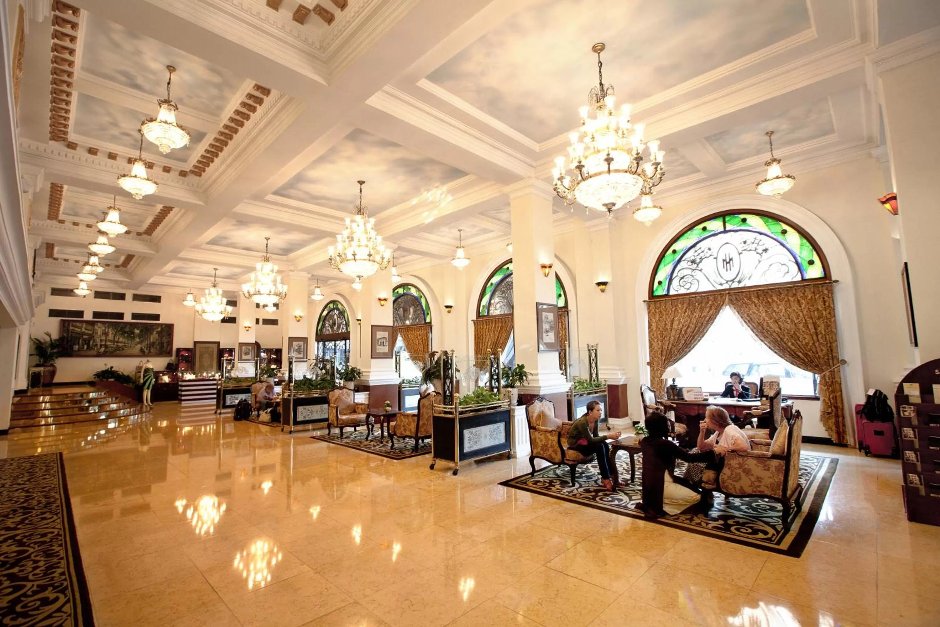 Lobby or reception in Hotel Majestic Saigon