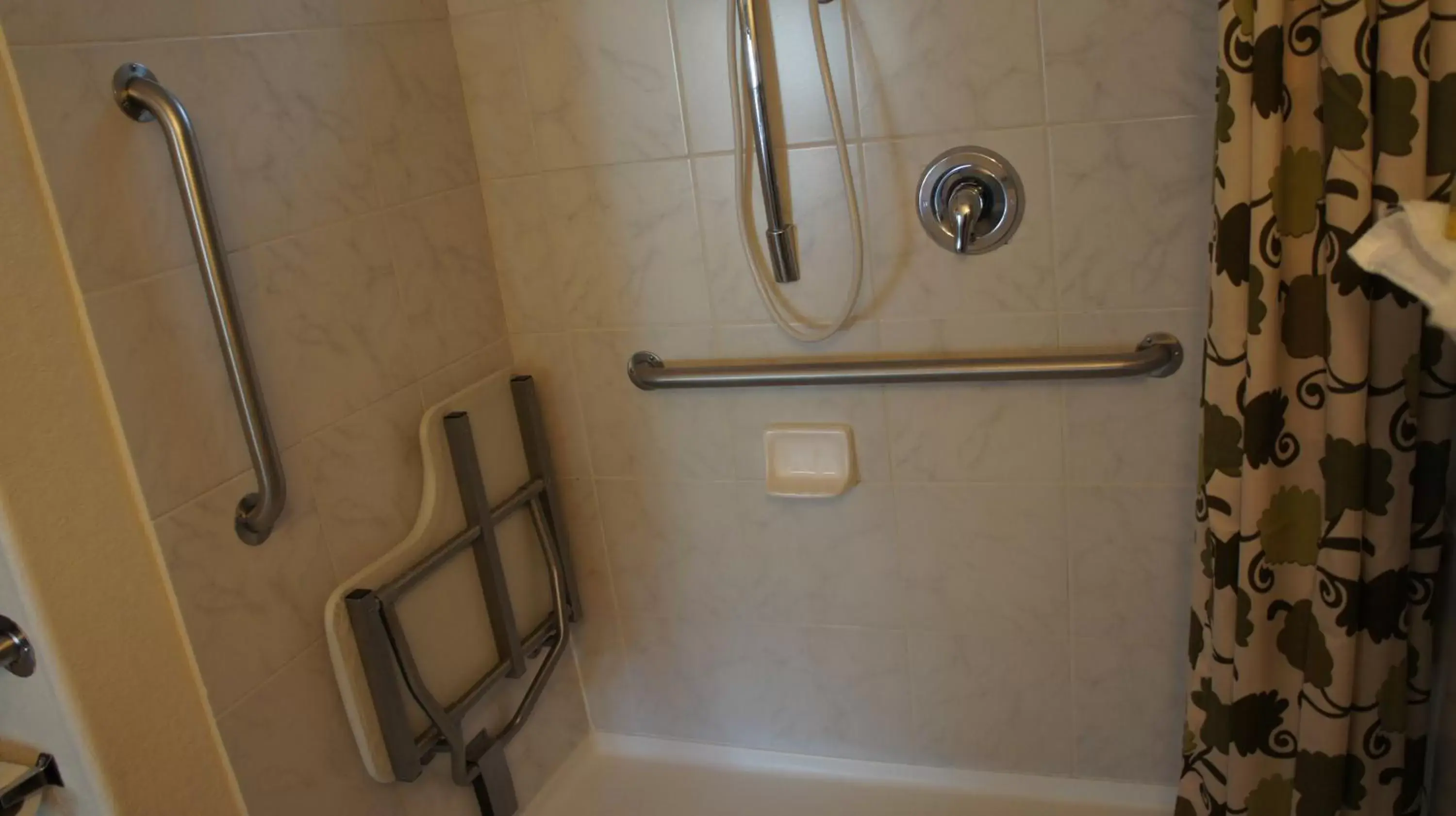 Deluxe Queen Room with Two Queen Beds in Paradice Motel Deluxe Queen Room with Two Queen Beds in Paradice Motel