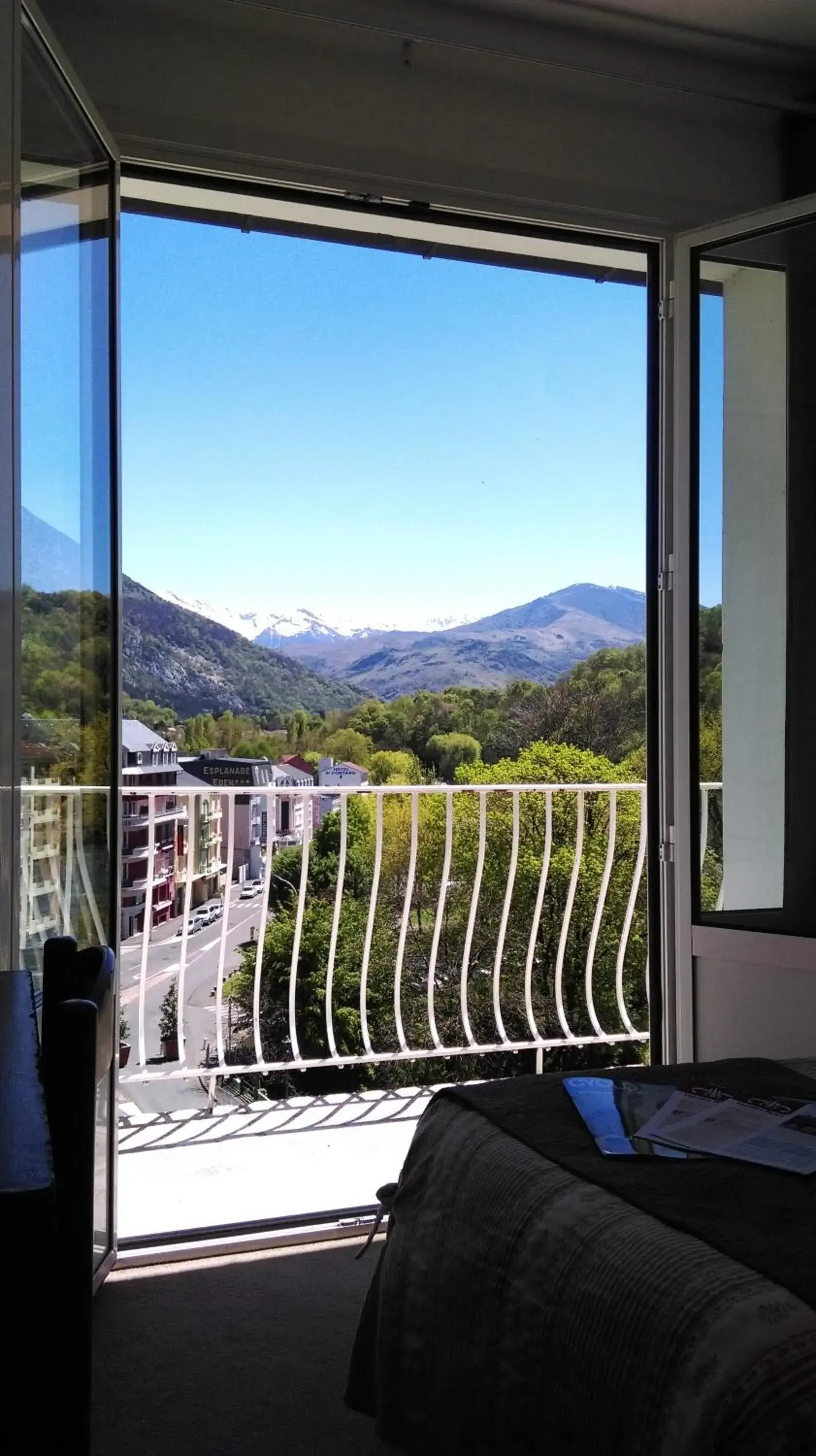 Twin Room with Mountain View in Adonis Lourdes - Notre Dame de la Sarte Twin Room with Mountain View in Adonis Lourdes - Notre Dame de la Sarte