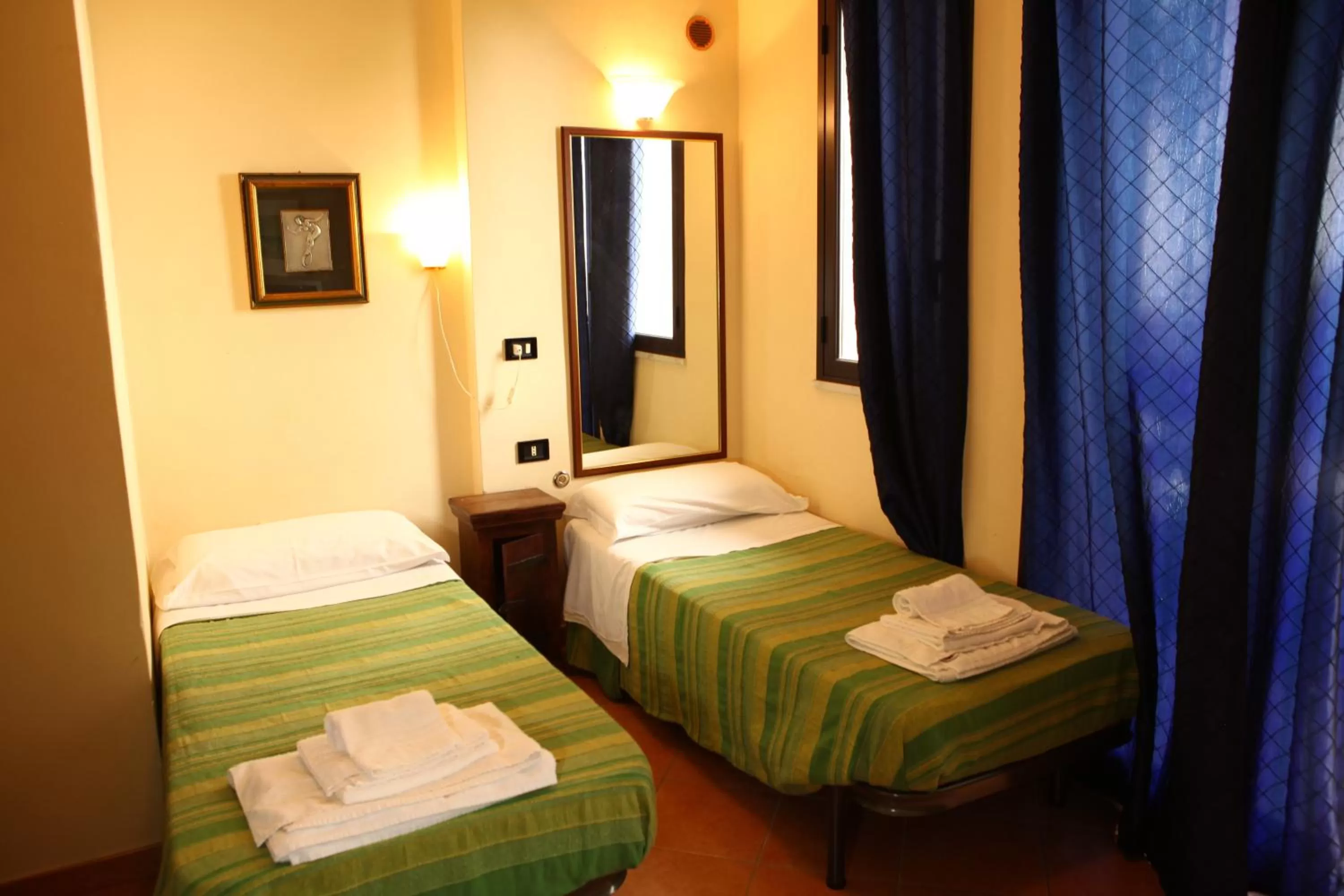 Bedroom, Bed in Art Lincoln