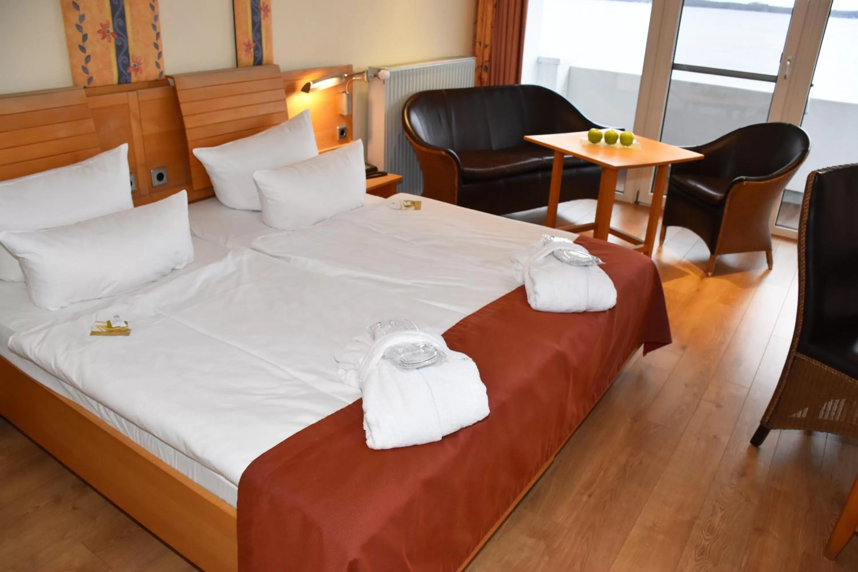 Bedroom, Bed in Seehotel Fährhaus