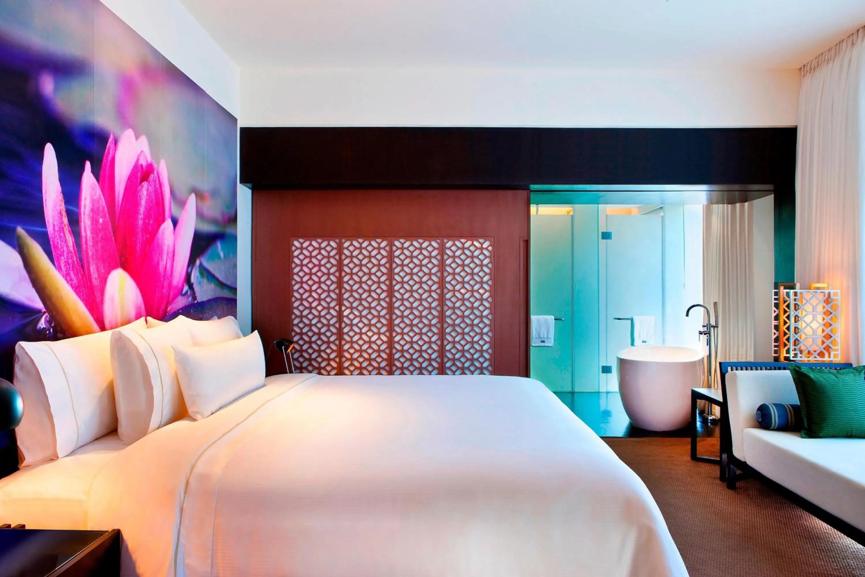 Photo of the whole room, Bed in The Westin Hyderabad Mindspace