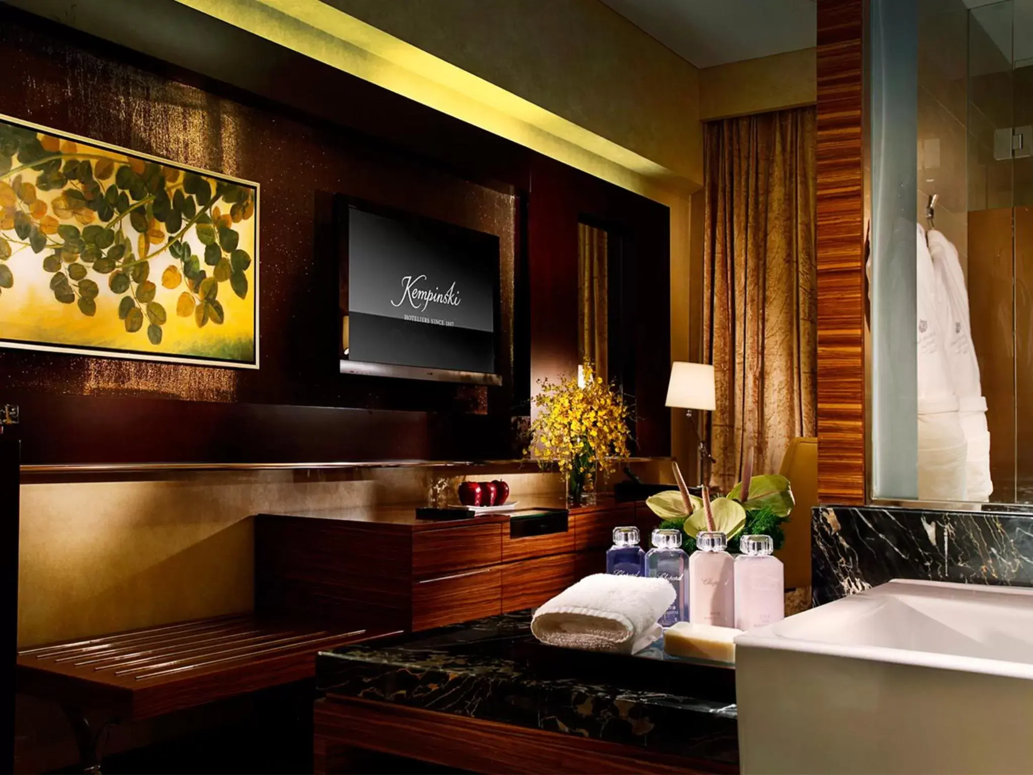 Executive Deluxe Room City View Twin Bed in Kempinski Hotel Yinchuan Executive Deluxe Room City View Twin Bed in Kempinski Hotel Yinchuan