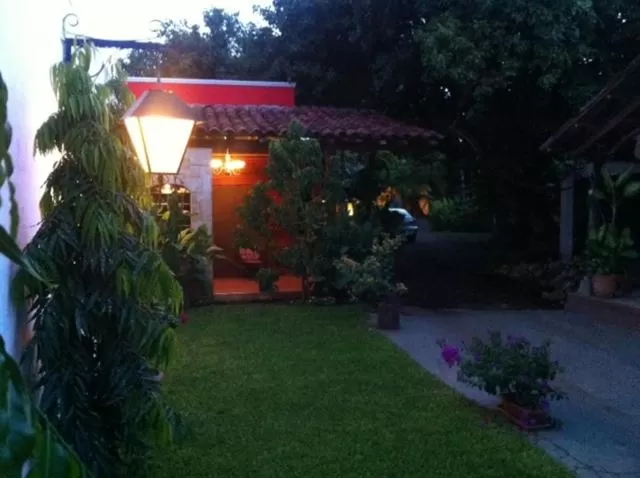 Night, Garden in Hotel Caleta