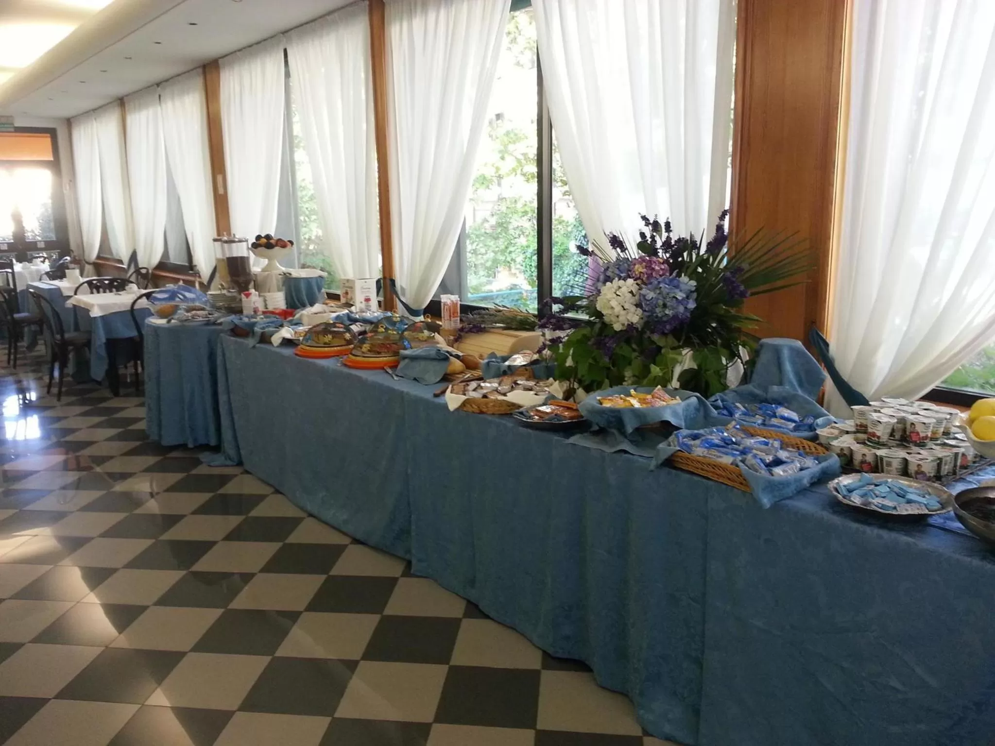 Food in Platani Hotel