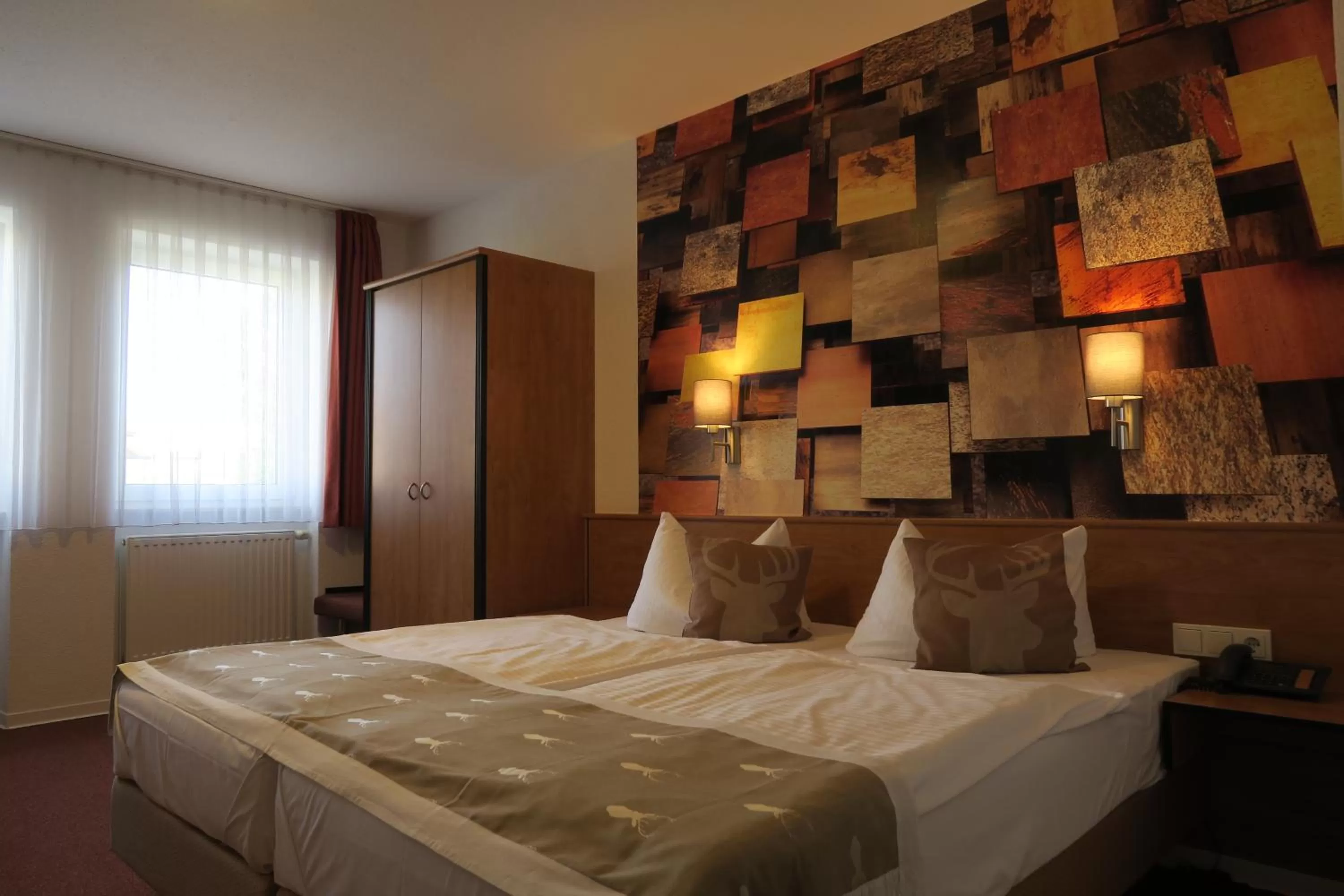 Bed in Hotel Zum Hirsch