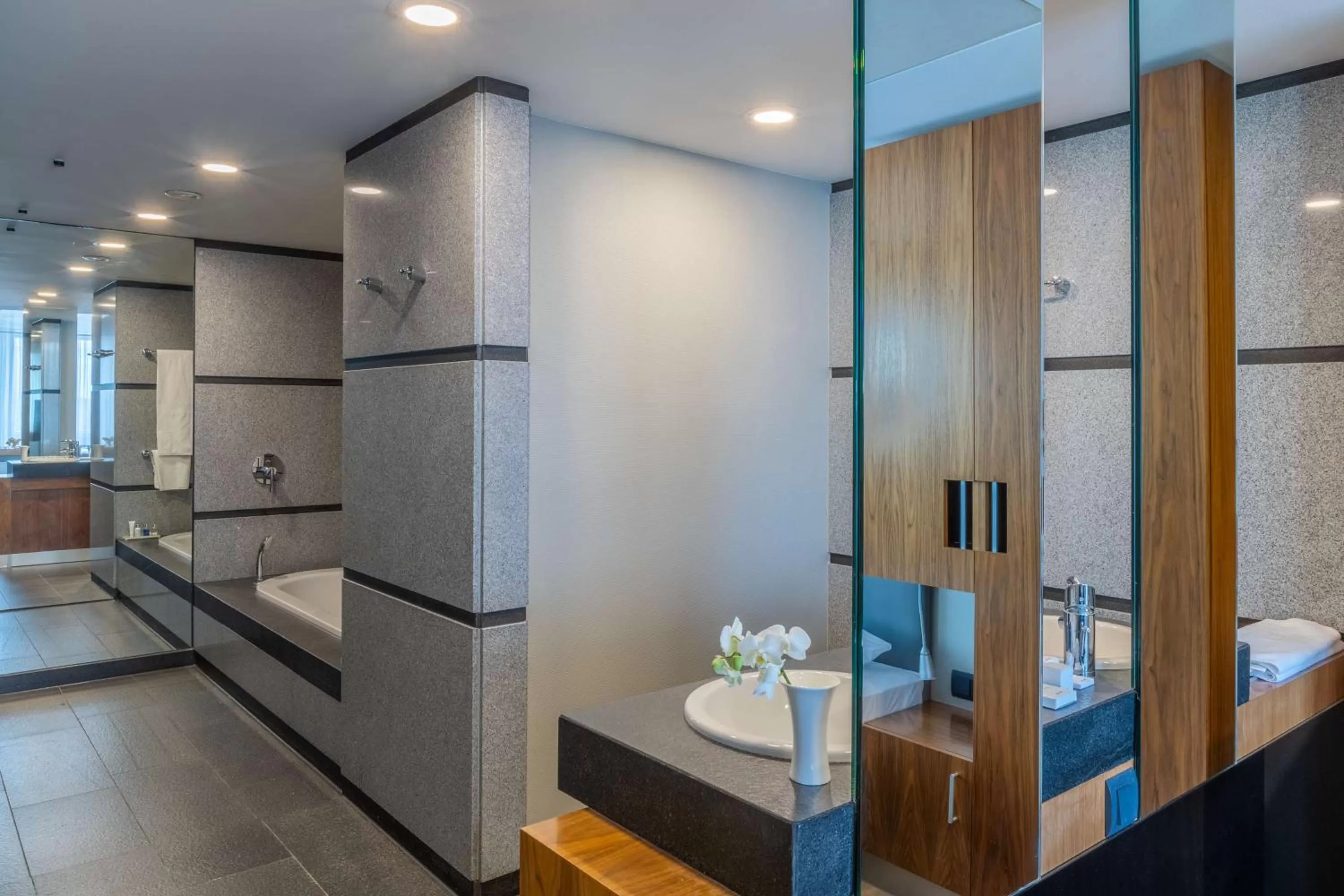 Bathroom in Radisson Blu Hotel Erfurt