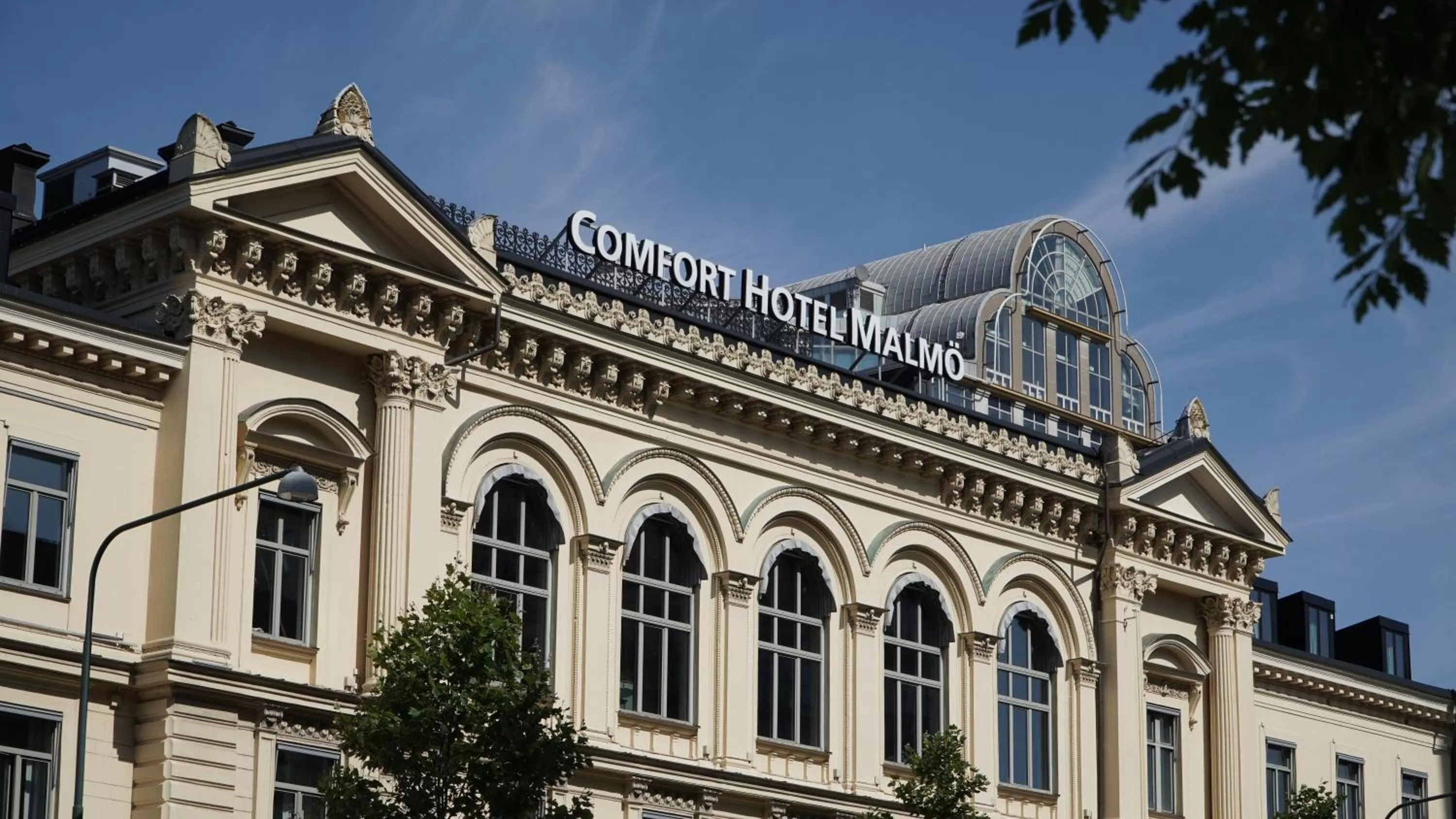 Property building in Comfort Hotel Malmö