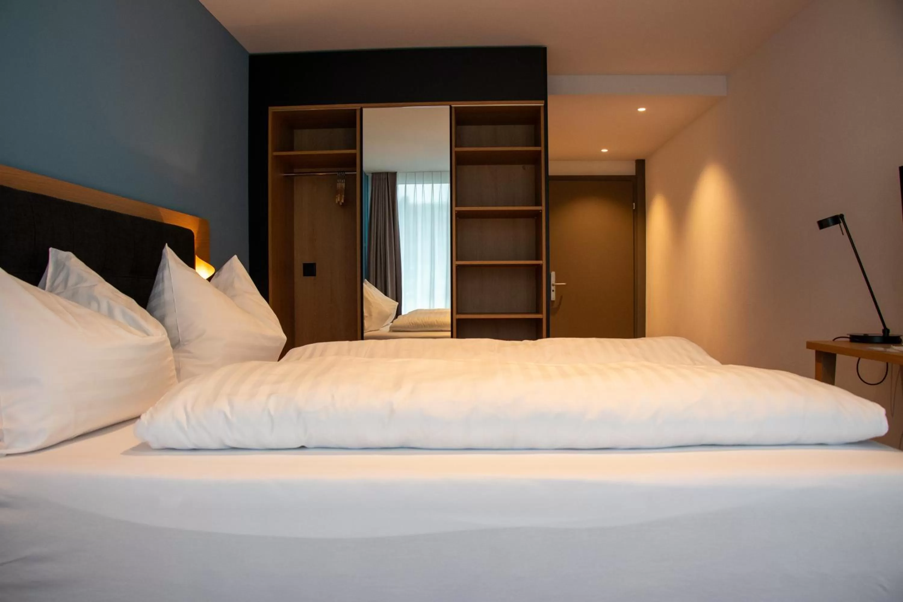 Bedroom, Bed in AMANTE Hotel