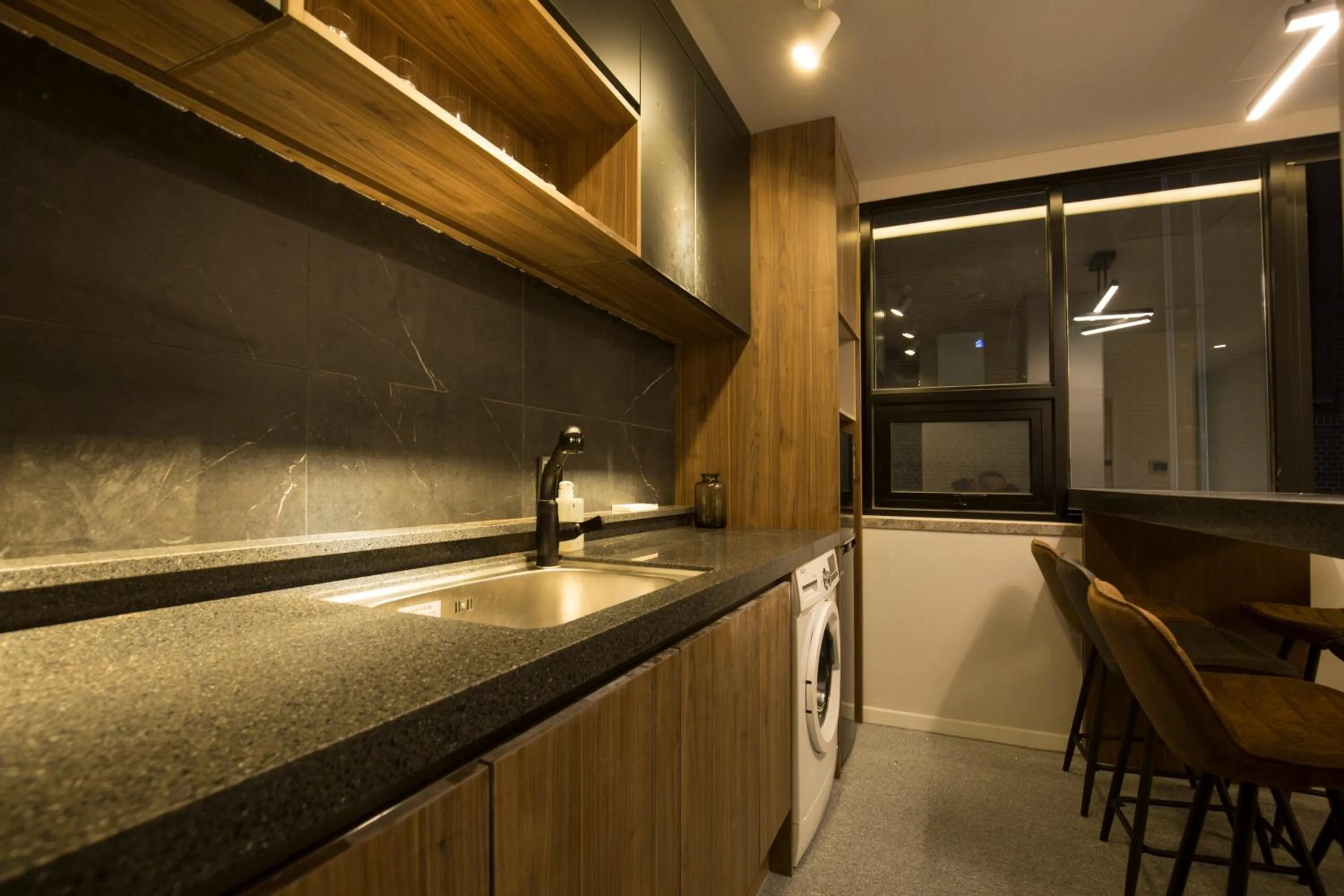 Kitchen or kitchenette, Kitchen/Kitchenette in UH Suite The Jongno