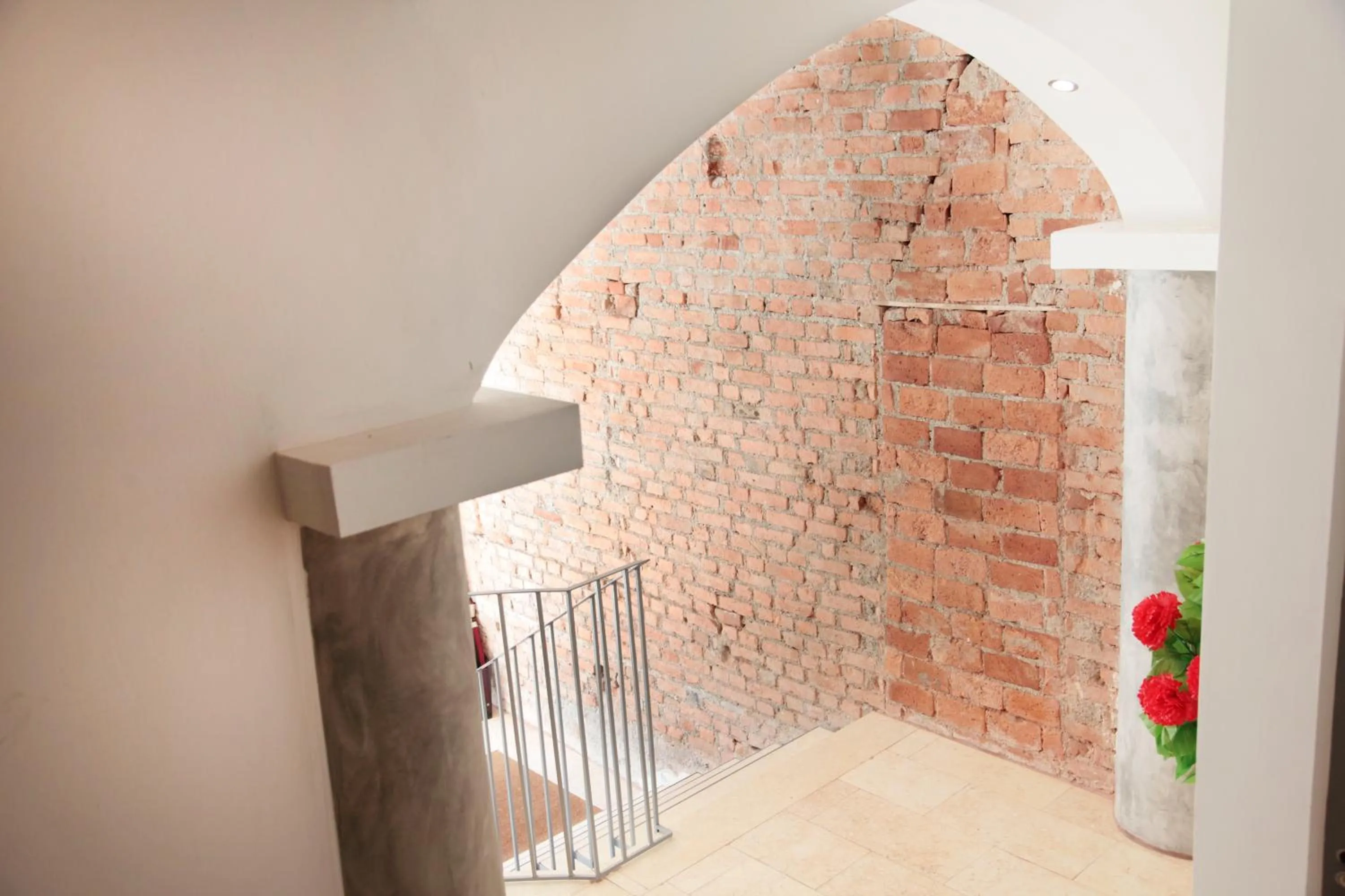 Facade/entrance in HOTEL Poma