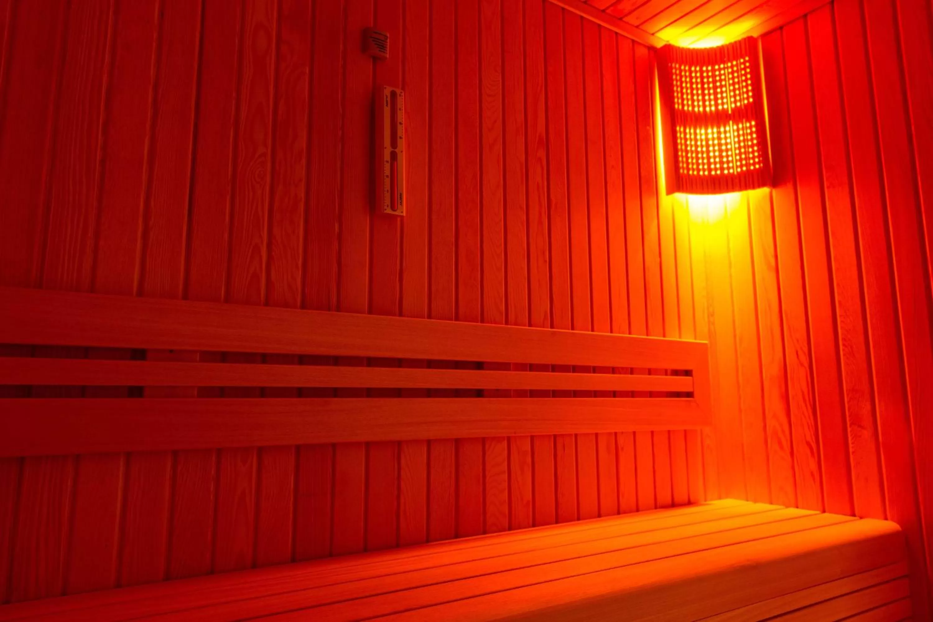 Spa and wellness centre/facilities in Radisson Hotel Dakar Diamniadio