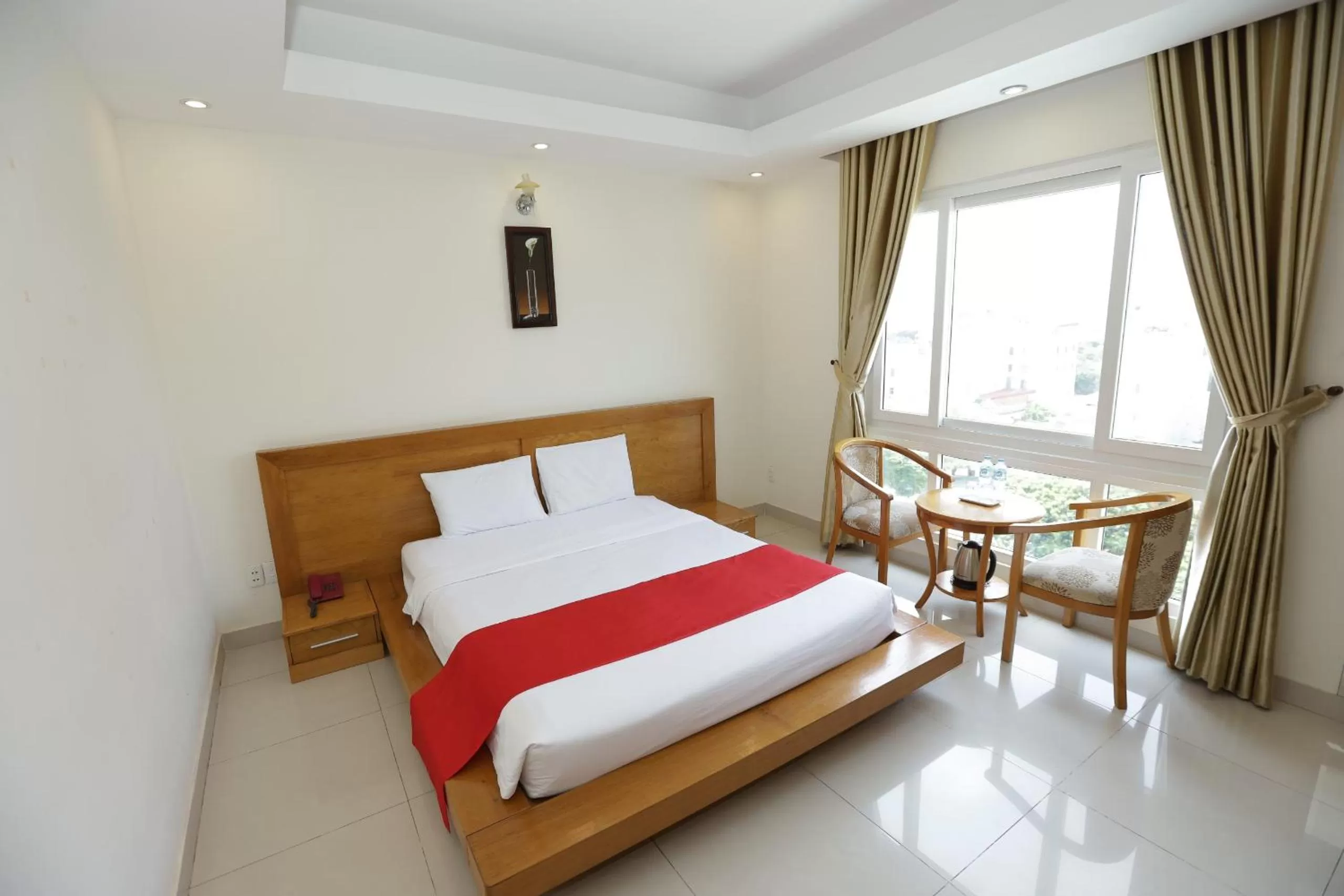 Bedroom, Bed in CAROLINE SEA HOTEL