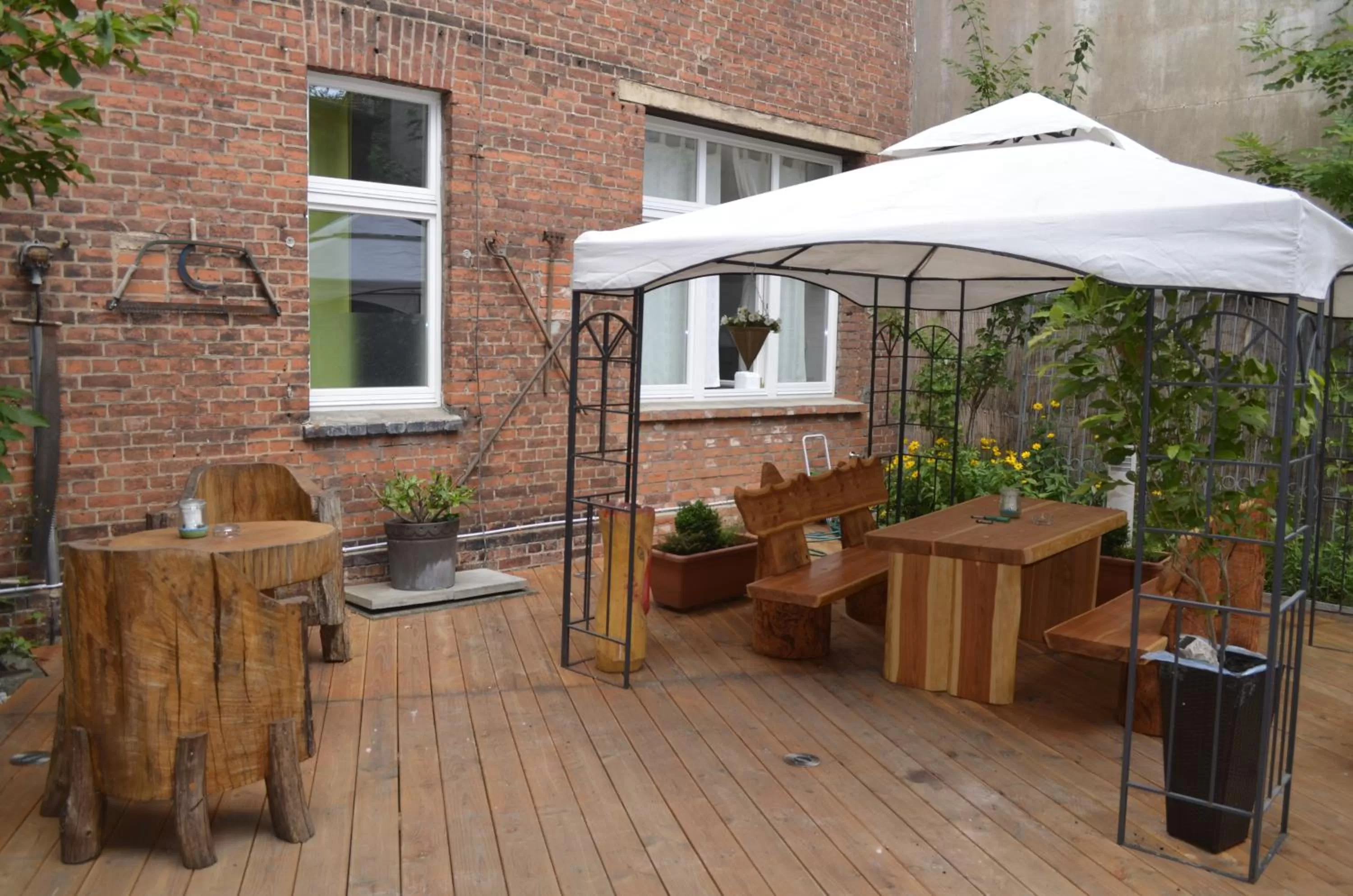 Patio, Patio/Outdoor Area in Apartment-Hotel Schillerplatz
