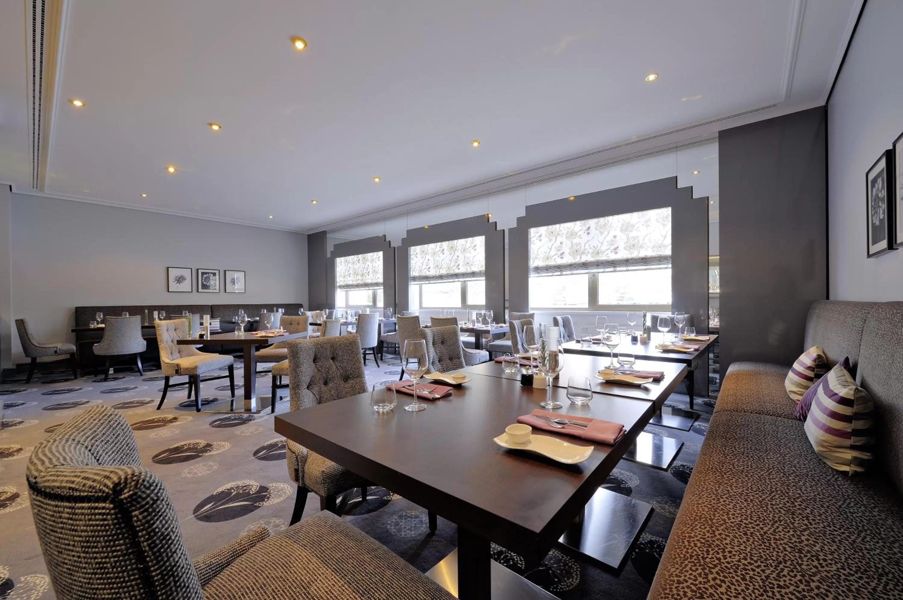 Restaurant/places to eat in Radisson Blu Conference Hotel, Düsseldorf