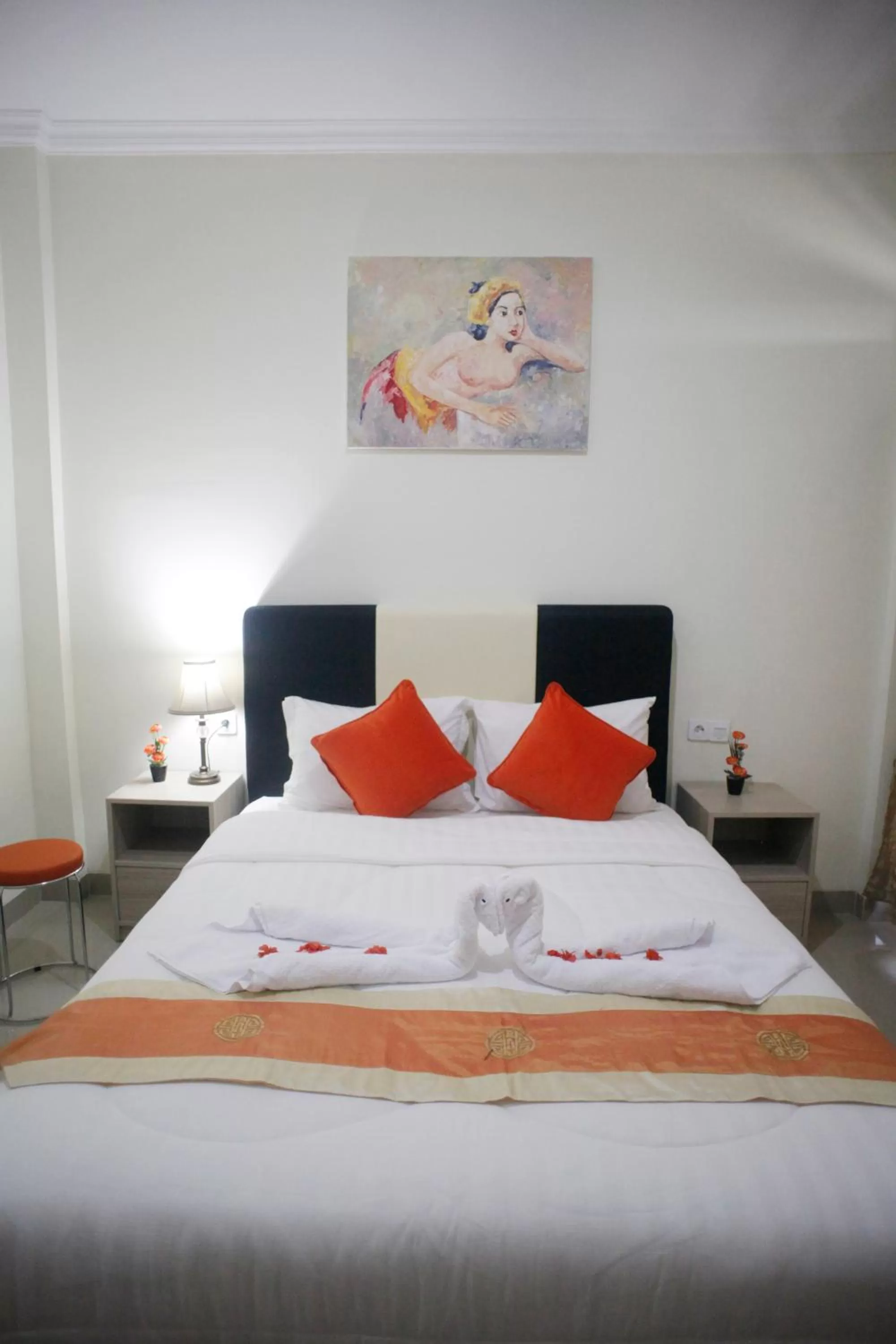 Photo of the whole room, Bed in Pavilla Labuan Bajo