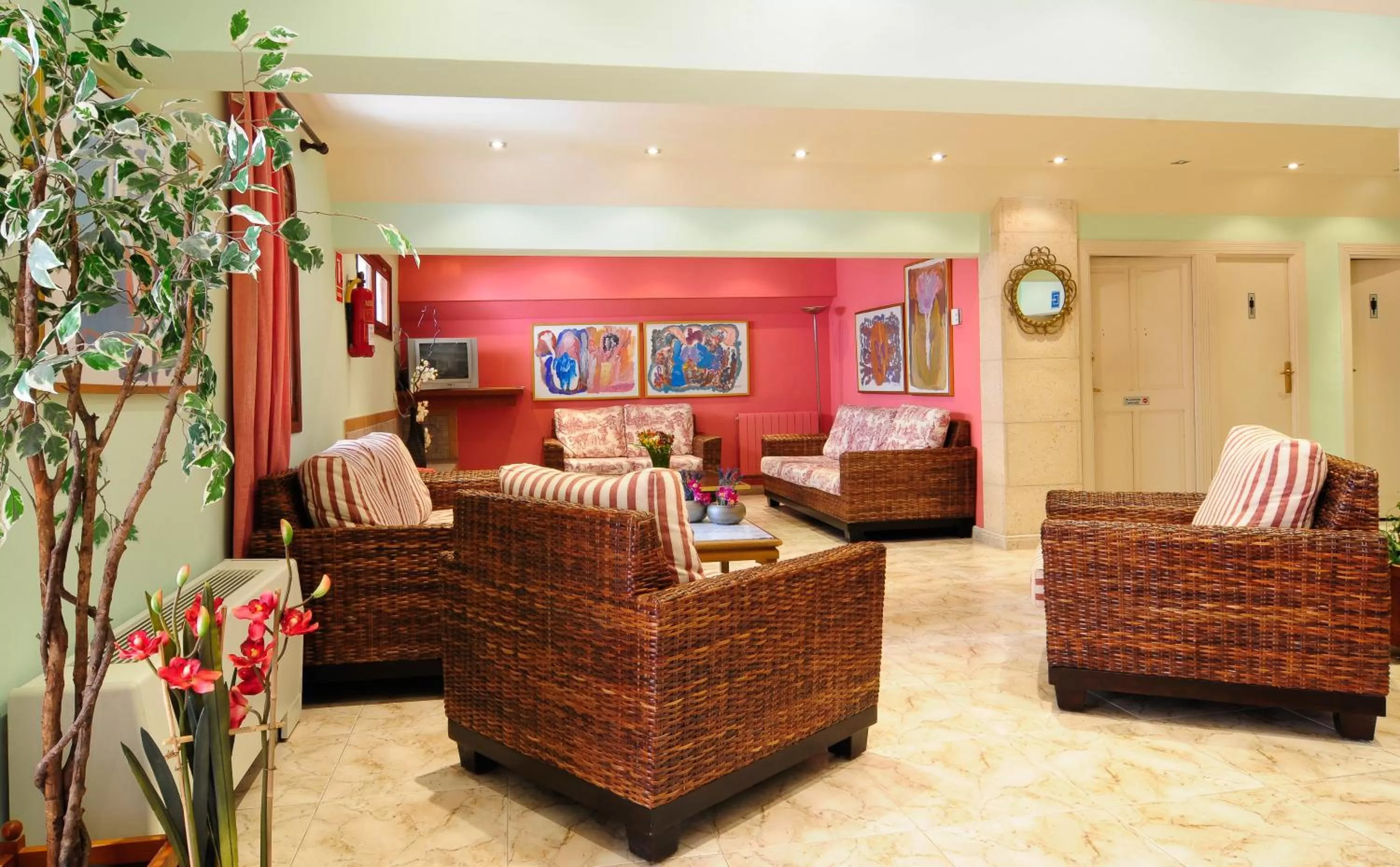 Lounge or bar in Hotel Balear