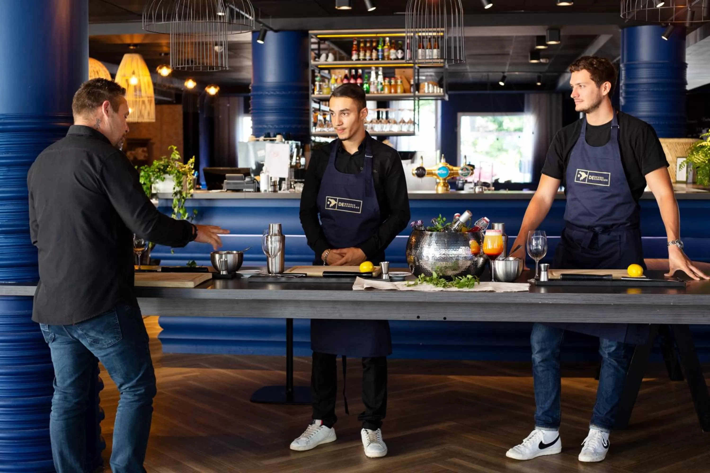 Lounge or bar in Mercure Château de Fontainebleau