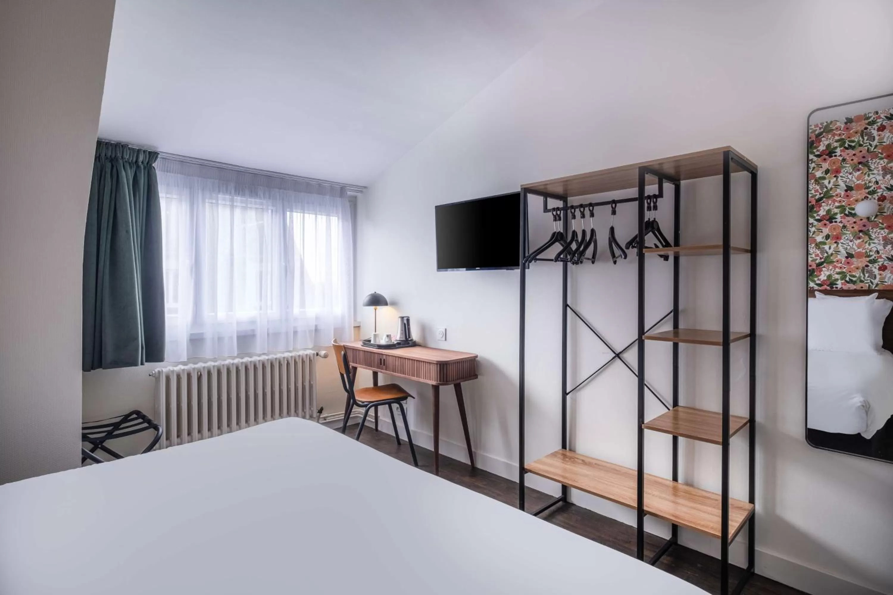 Bedroom, Bed in Sure Hotel By Best Western Lorient Centre