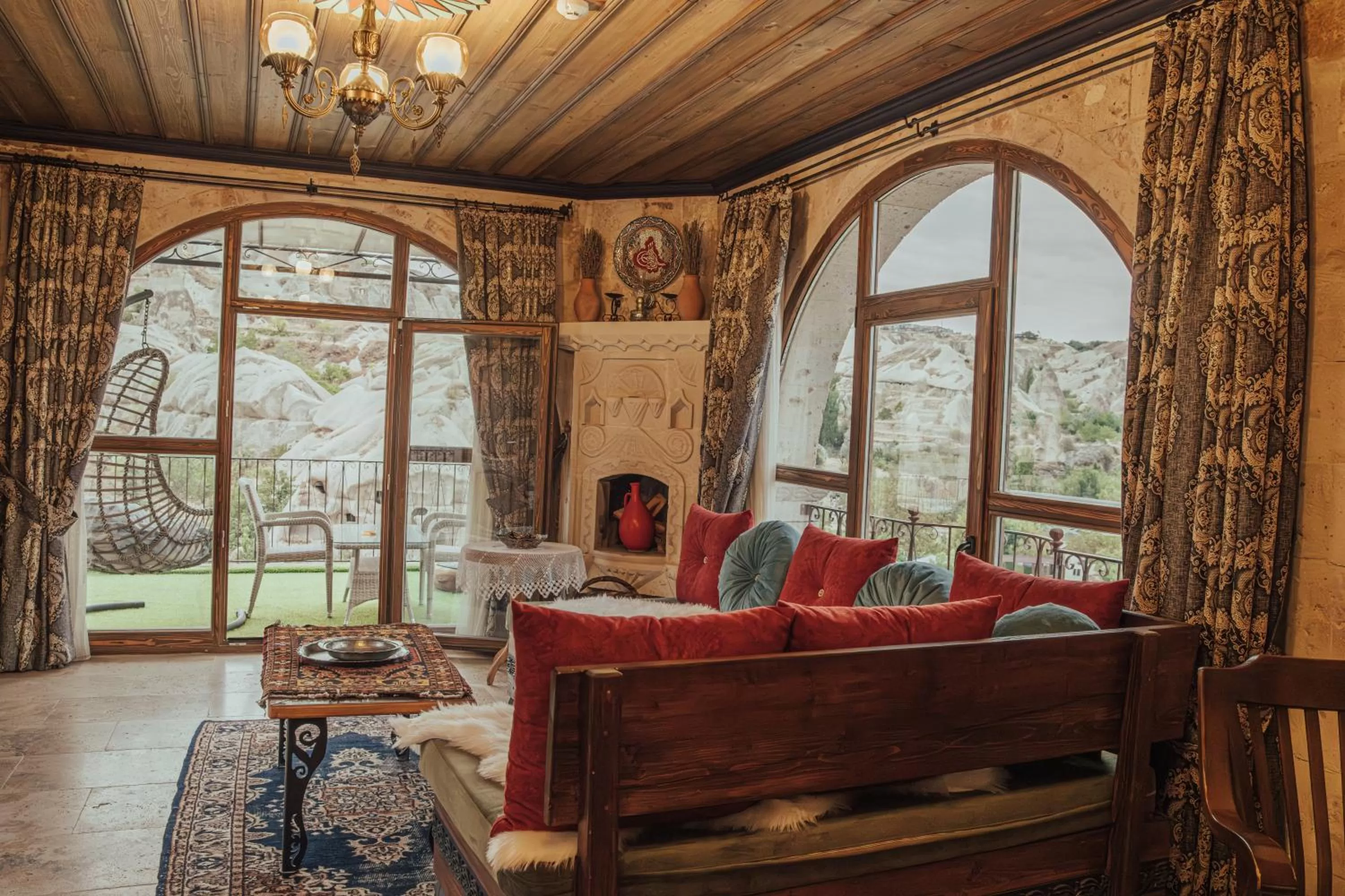 Natural landscape in Şah Saray Cave Suites Halal Hotel