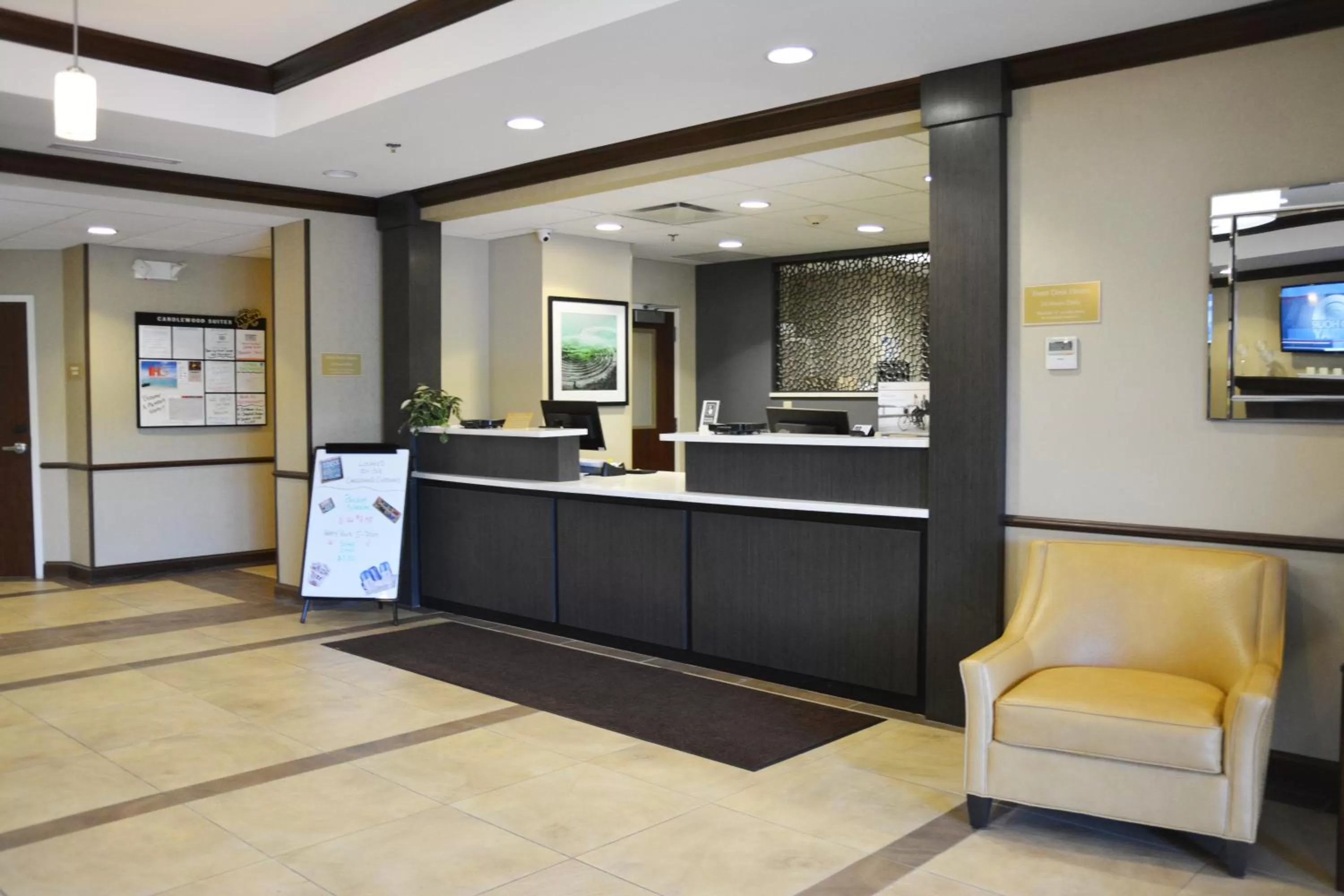 Lobby or reception in Candlewood Suites Youngstown W - I-80 Niles Area by IHG