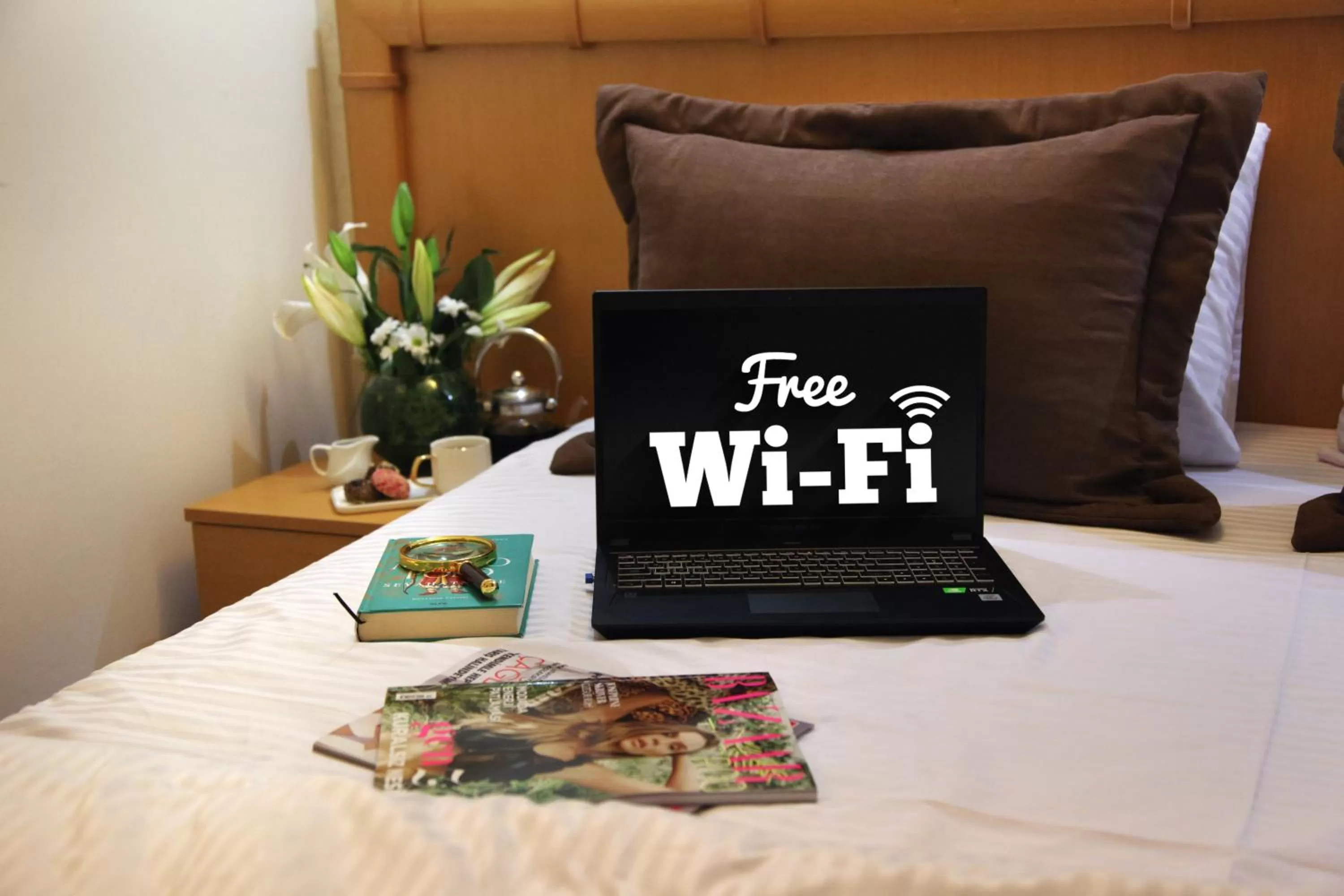 Logo/Certificate/Sign, Bed in Stargate Hotel&Spa