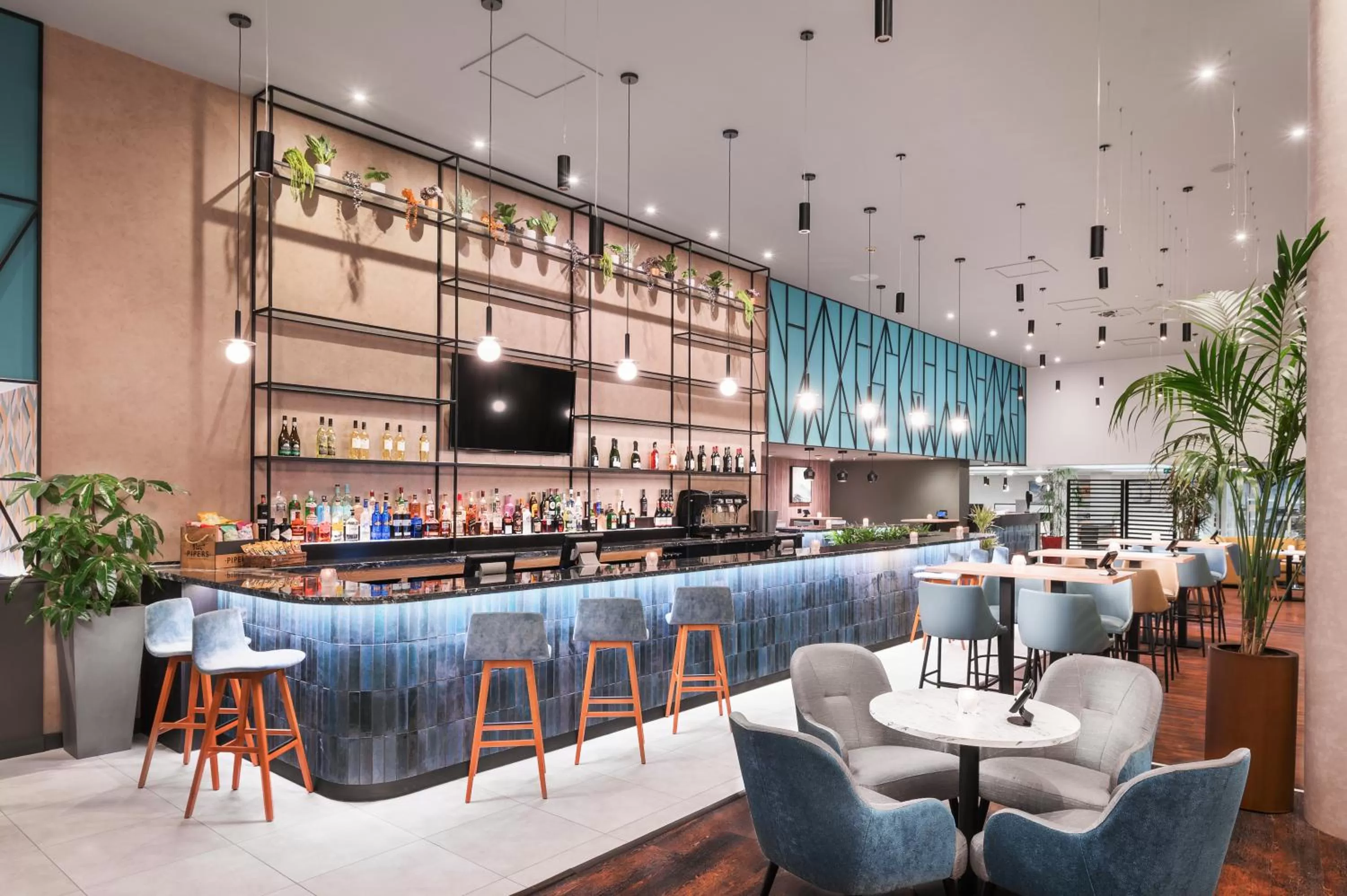 Property building in Courtyard by Marriott London Gatwick Airport