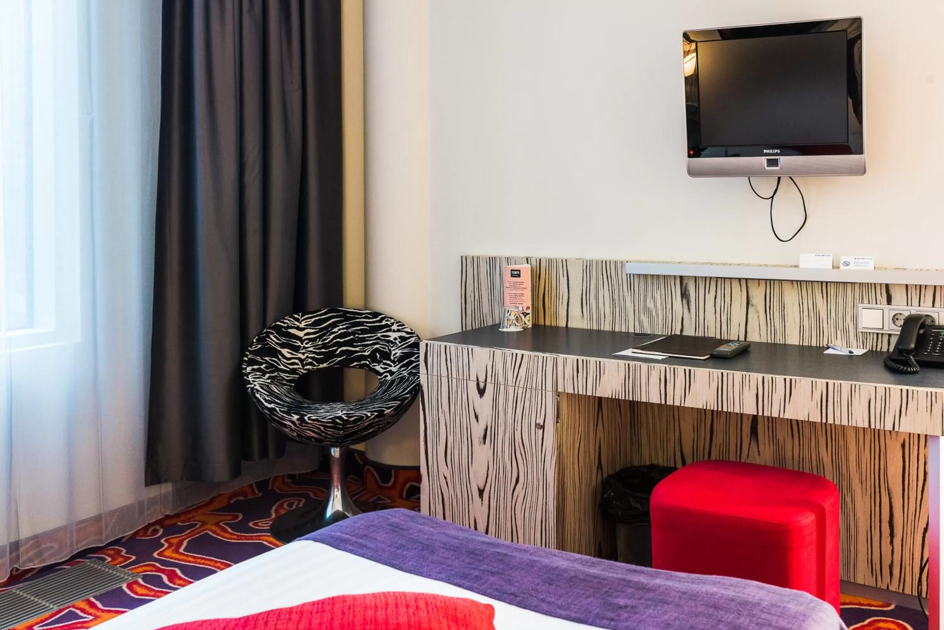 TV and multimedia, Bed in Tallink Spa & Conference Hotel