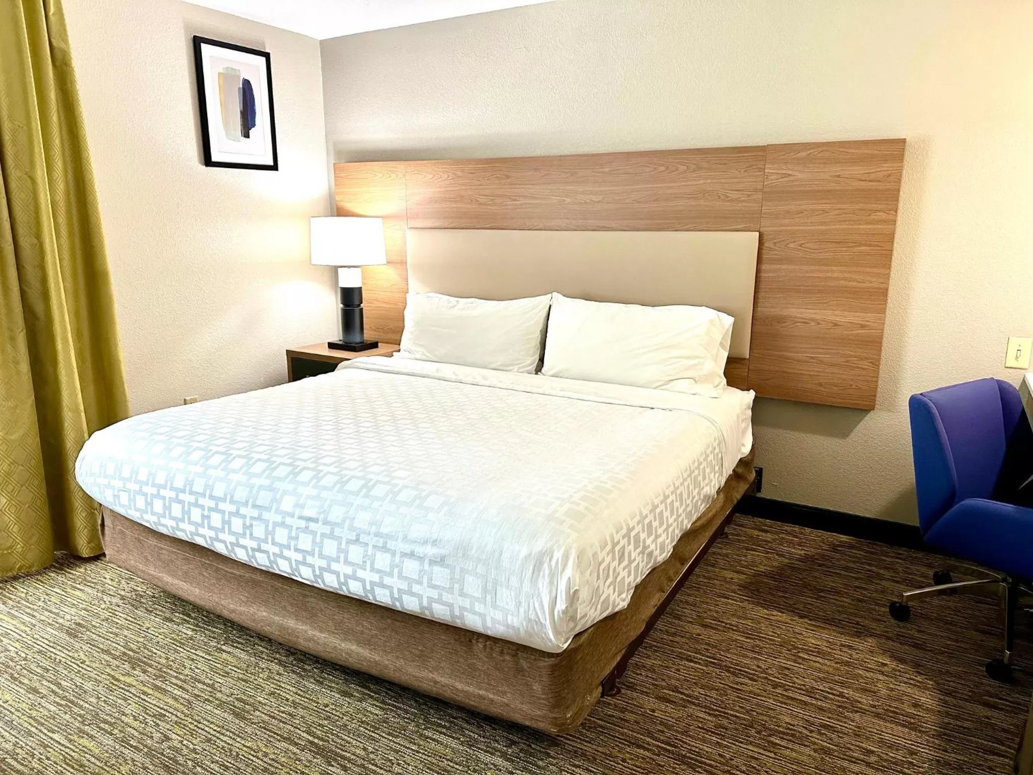 Photo of the whole room, Bed in Candlewood Suites Savannah Airport by IHG