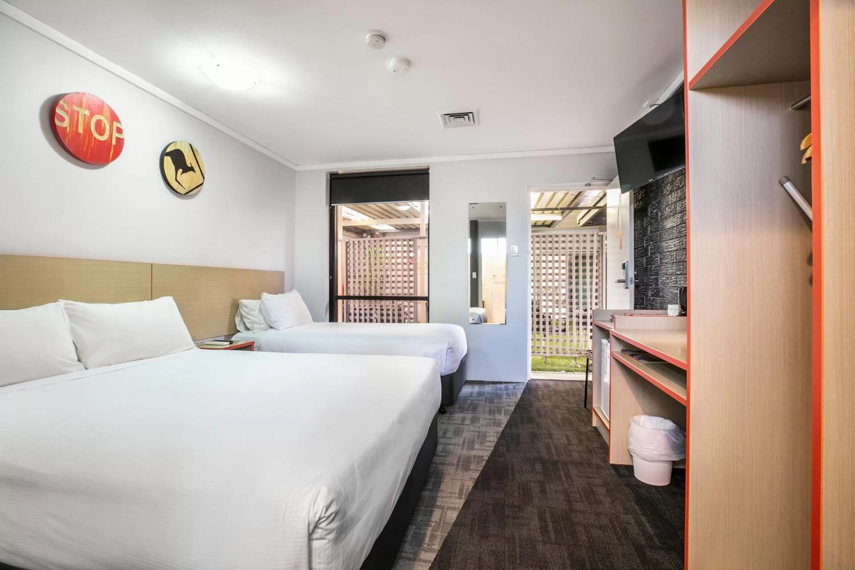 Bedroom, Bed in Nightcap at Jamison Hotel