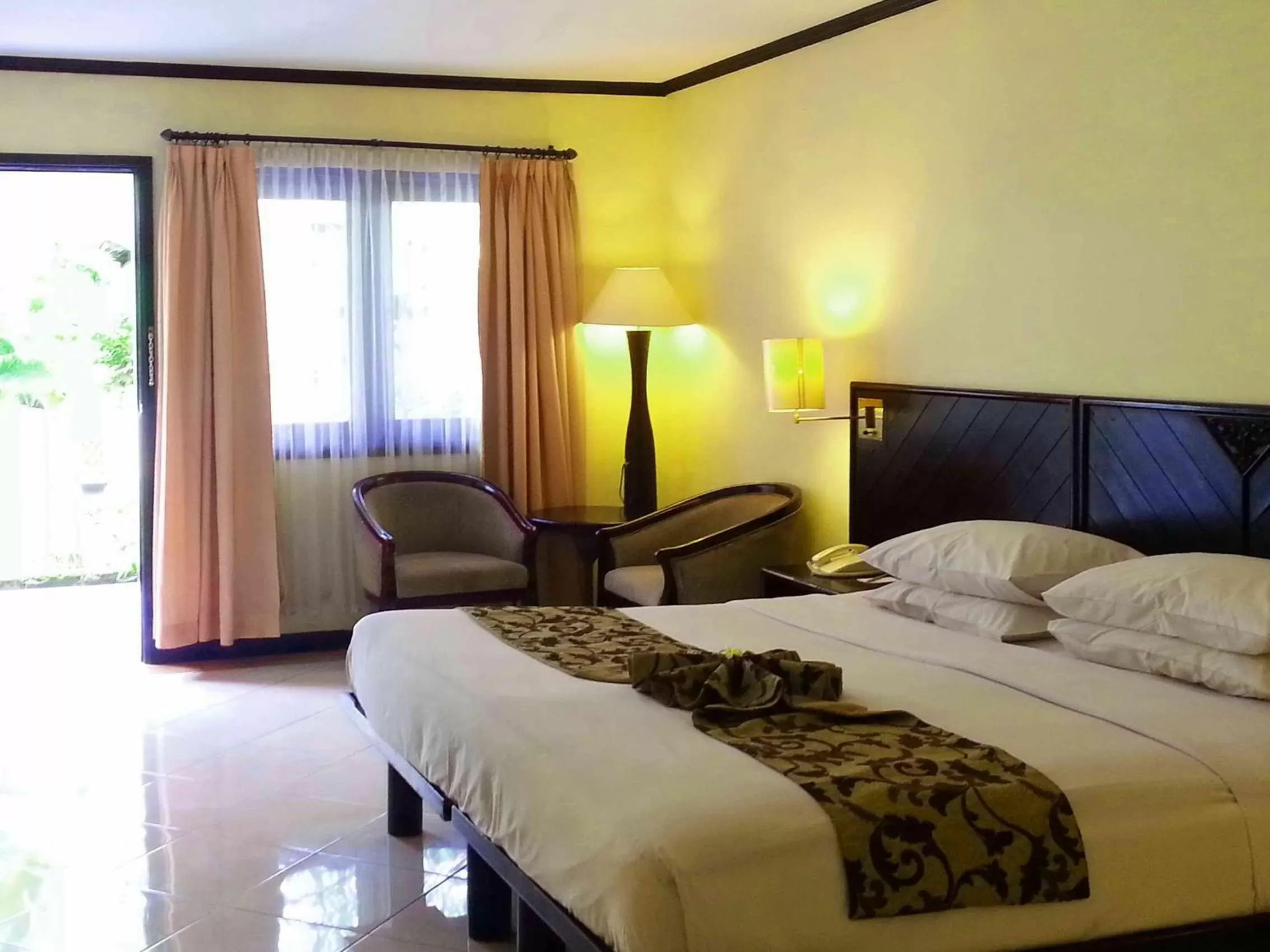 Bedroom, Bed in Legian Paradiso Hotel