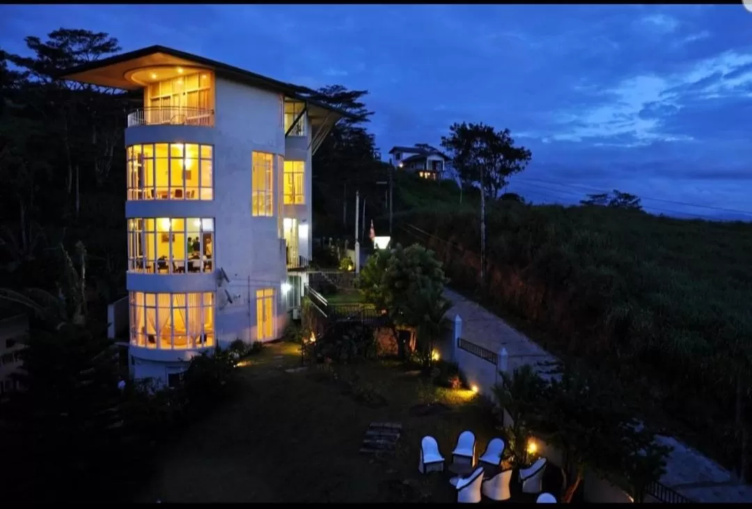 Property Building in Kandyan View Holiday Bungalow ''Free Pickup From Kandy city''