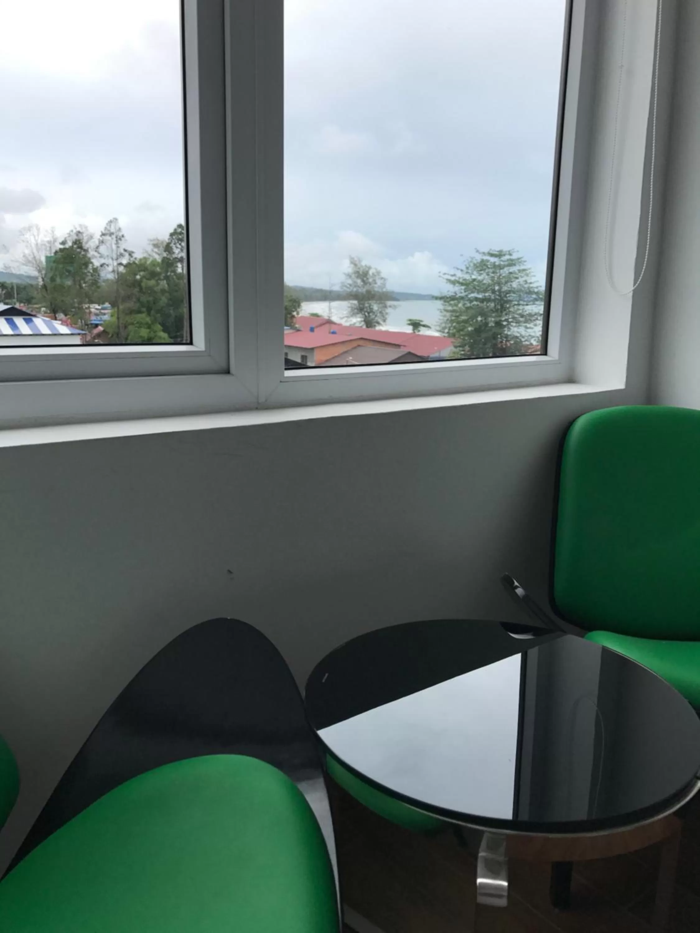 Sea view in Benny's City Hotel