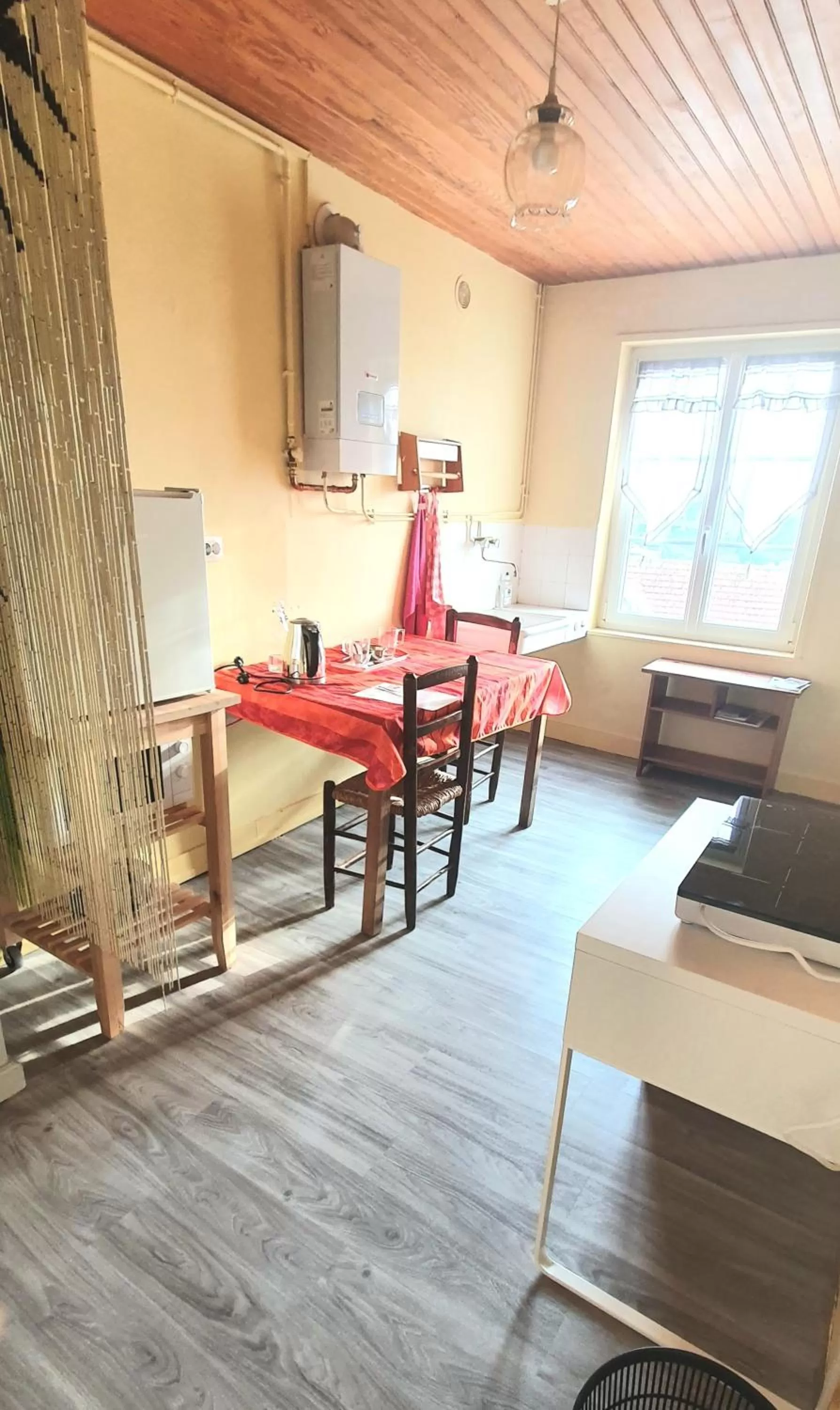 Kitchen or kitchenette in JOYEUX REVEIL