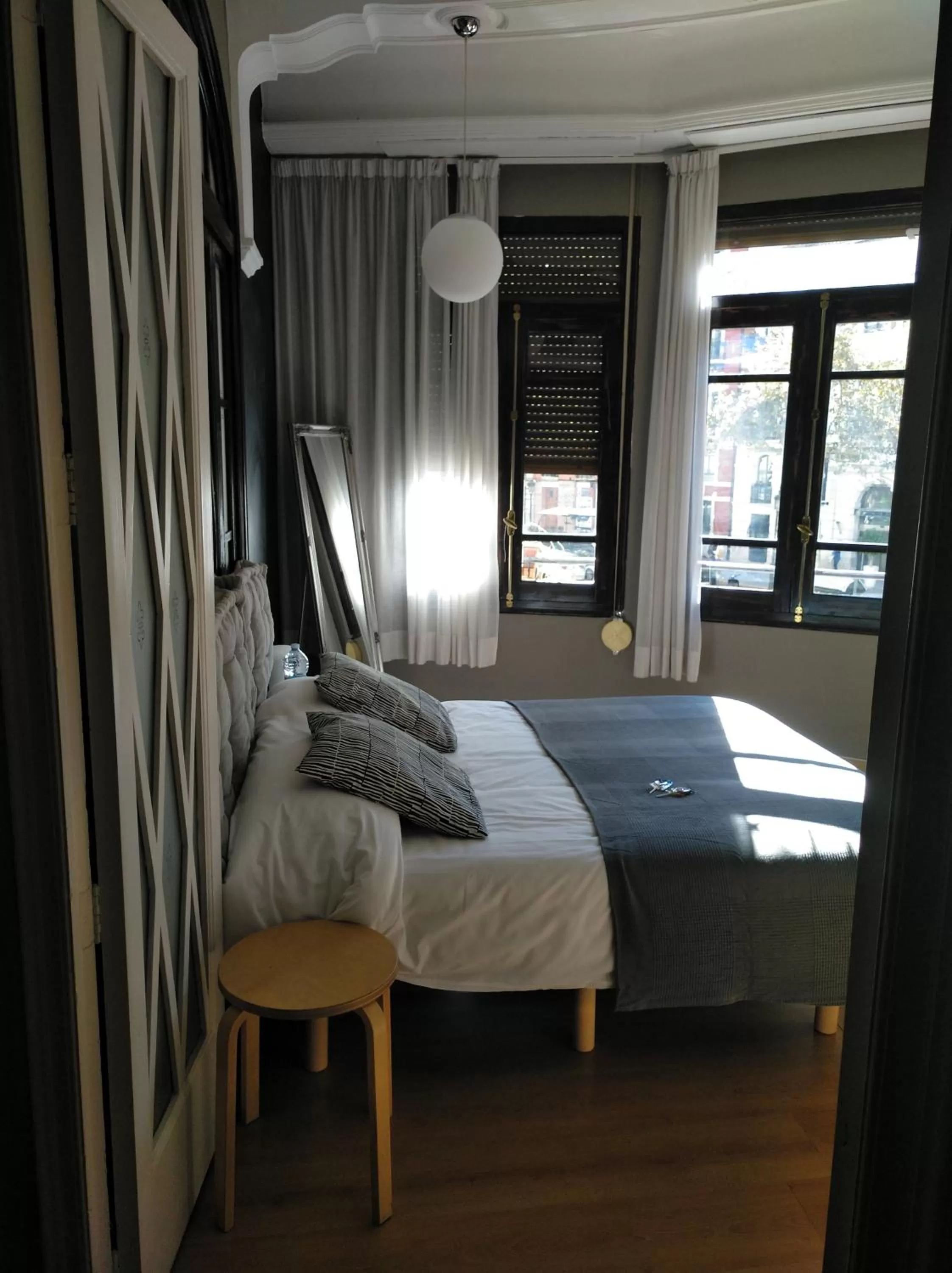 Bedroom, Bed in 7 Moons B&B