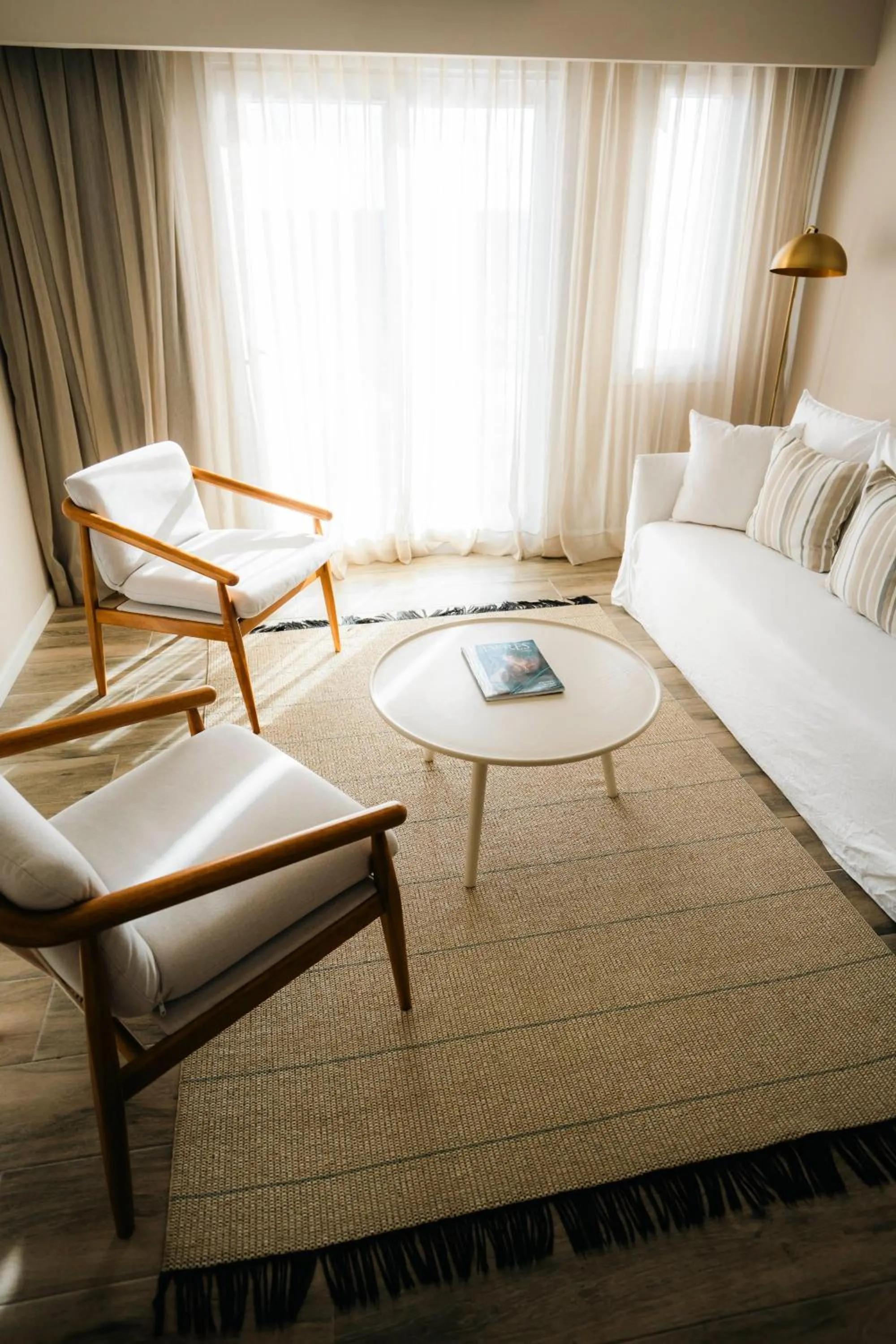 Living room, Bed in Serena Hotel - Punta del Este - Unico sobre la Playa