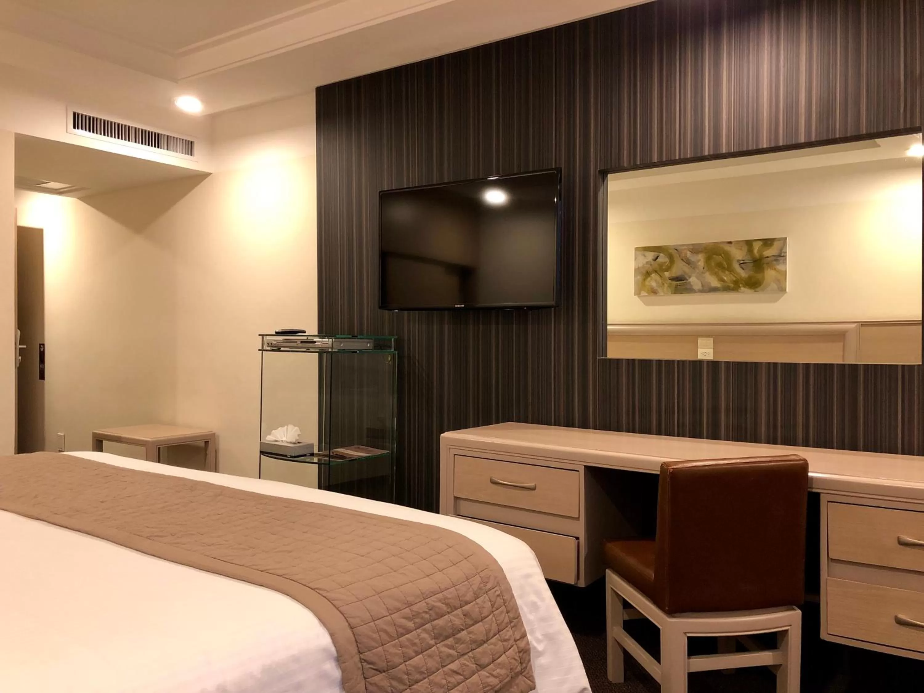 TV and multimedia, Bed in Hotel Marbella