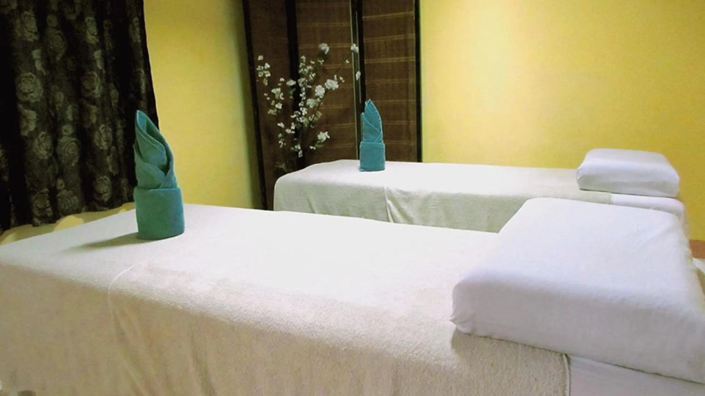 Massage in Allson's Inn