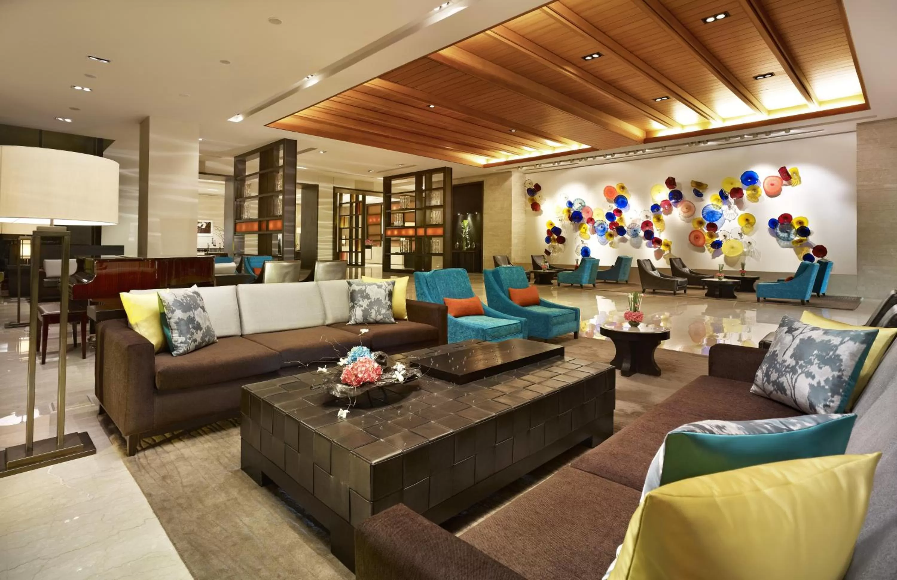 Lobby or reception in Taj Surajkund Resort & Spa, Delhi NCR